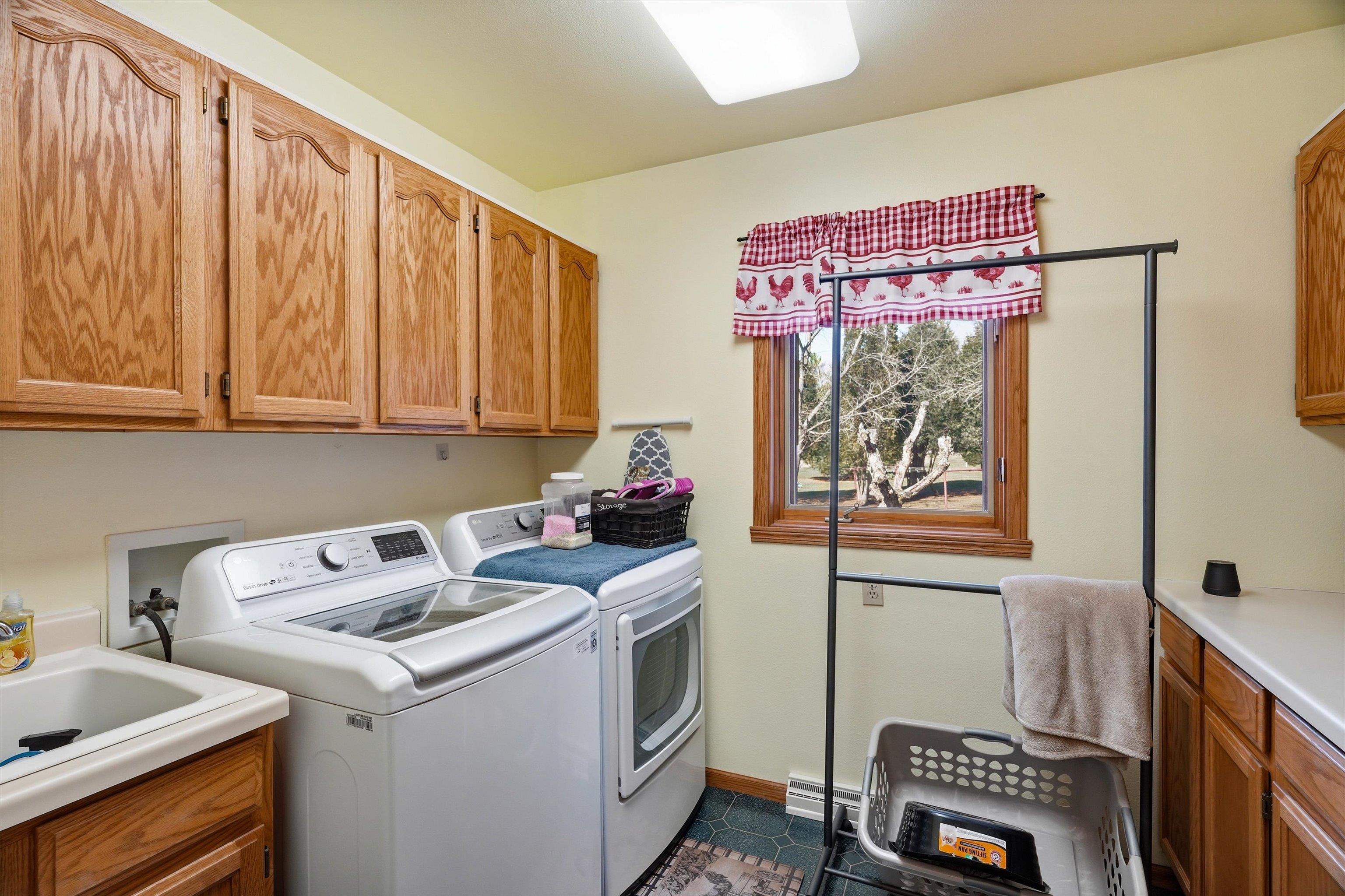 11712 Eisenhower Drive Property Photo 24