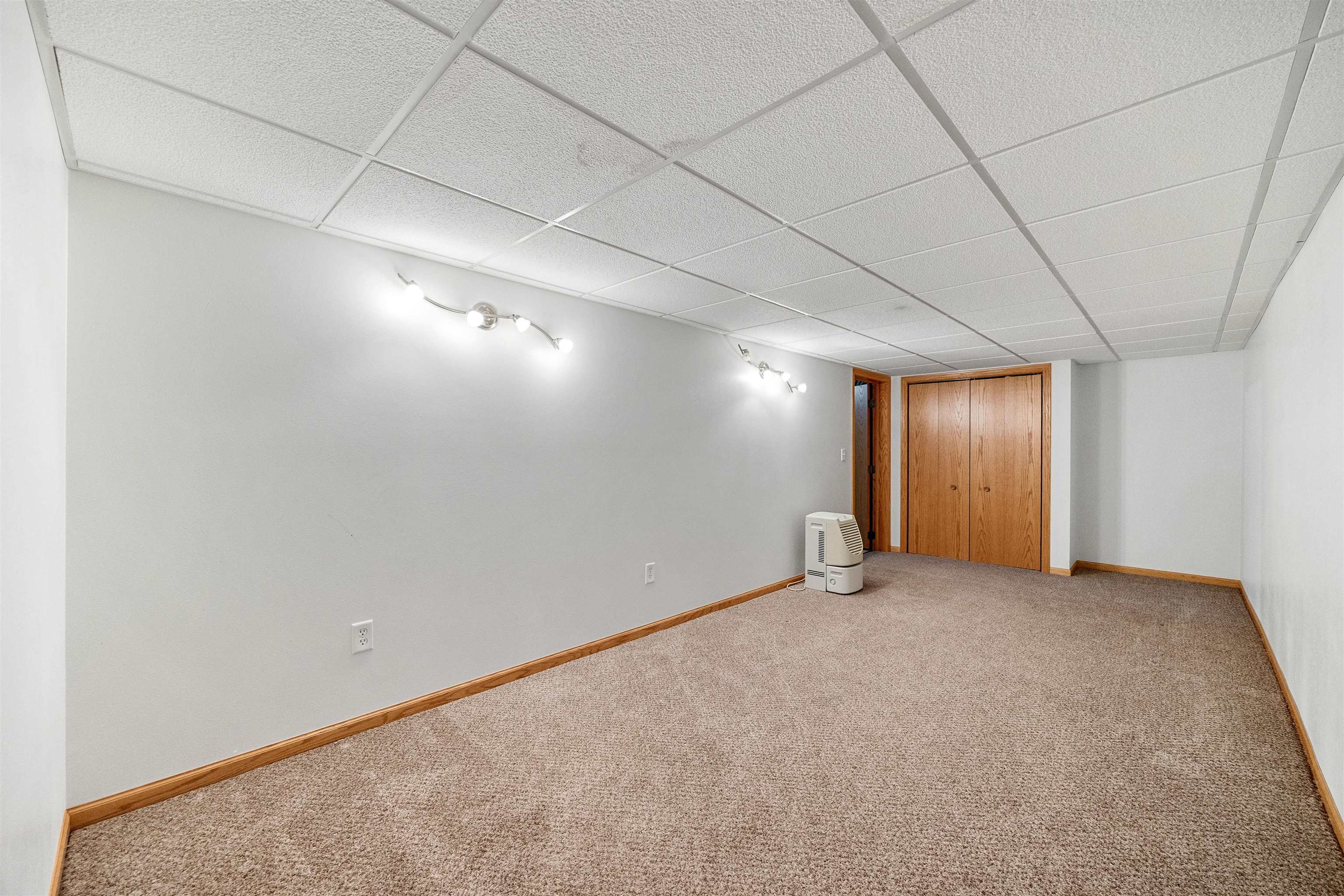 11712 Eisenhower Drive Property Photo 29
