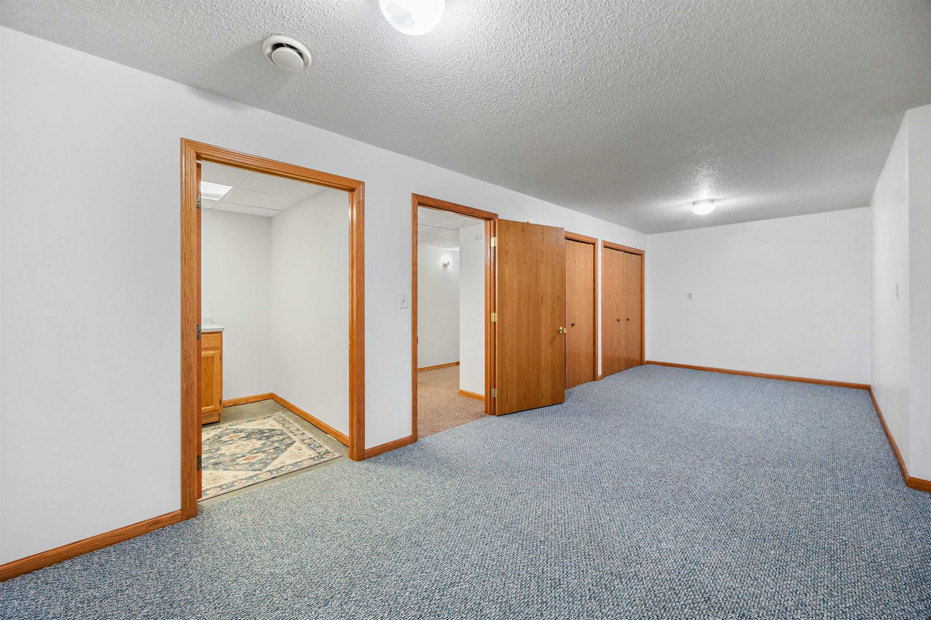 11712 Eisenhower Drive Property Photo 30