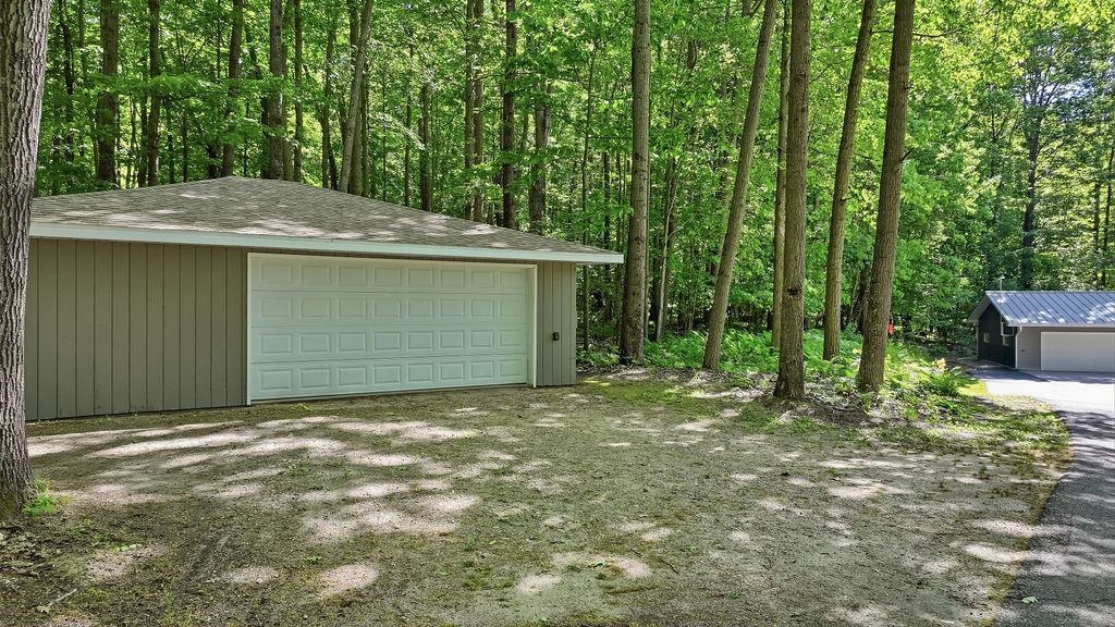 E1517 W Johnson Road Property Photo 44