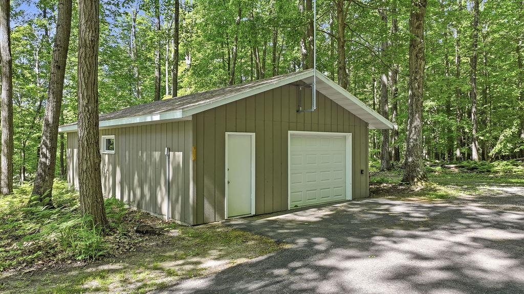 E1517 W Johnson Road Property Photo 45