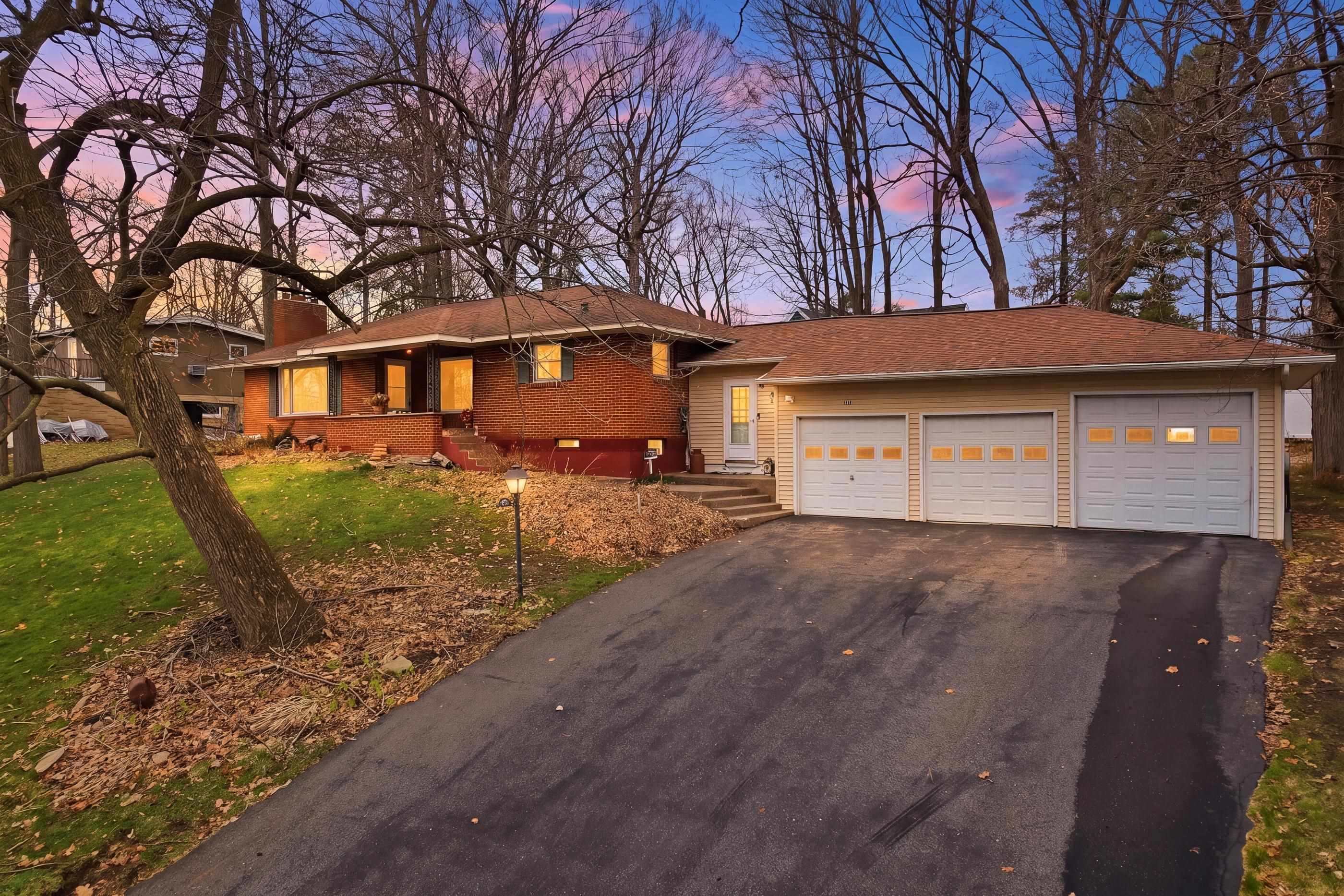 902 Parcher Street Property Photo 1