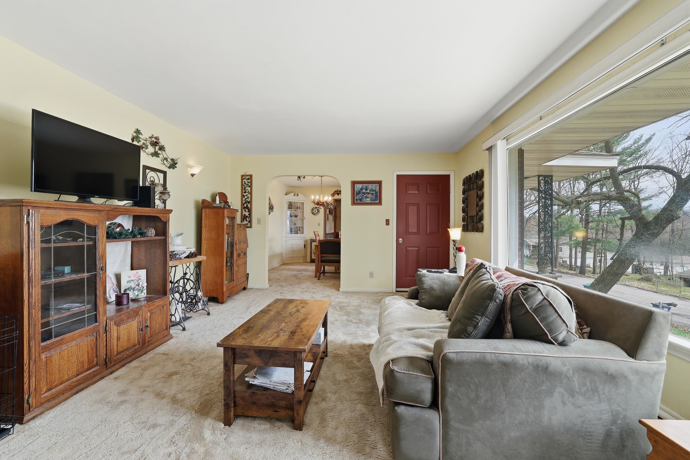 902 Parcher Street Property Photo 10