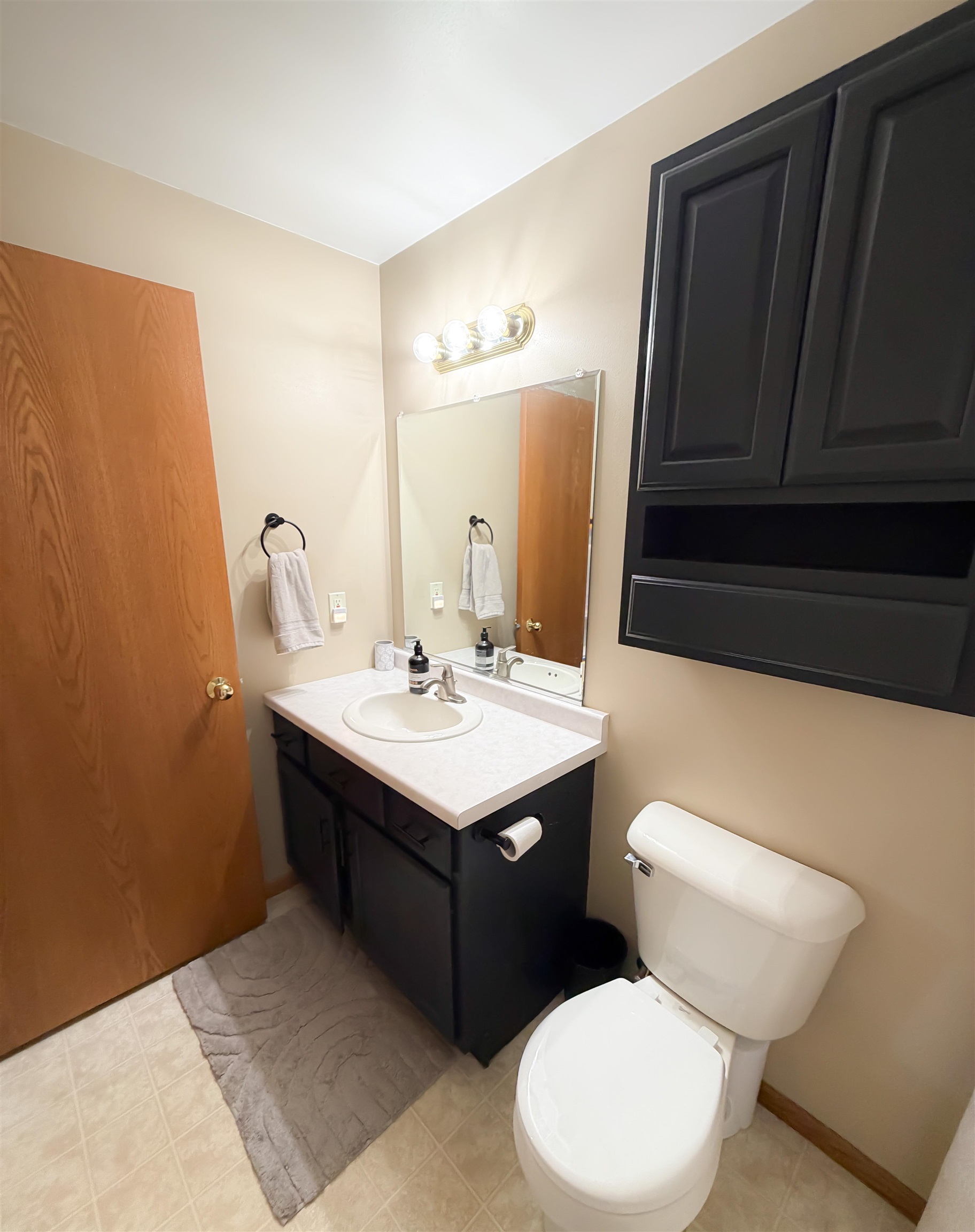 2135 Victor Lane Property Photo 12