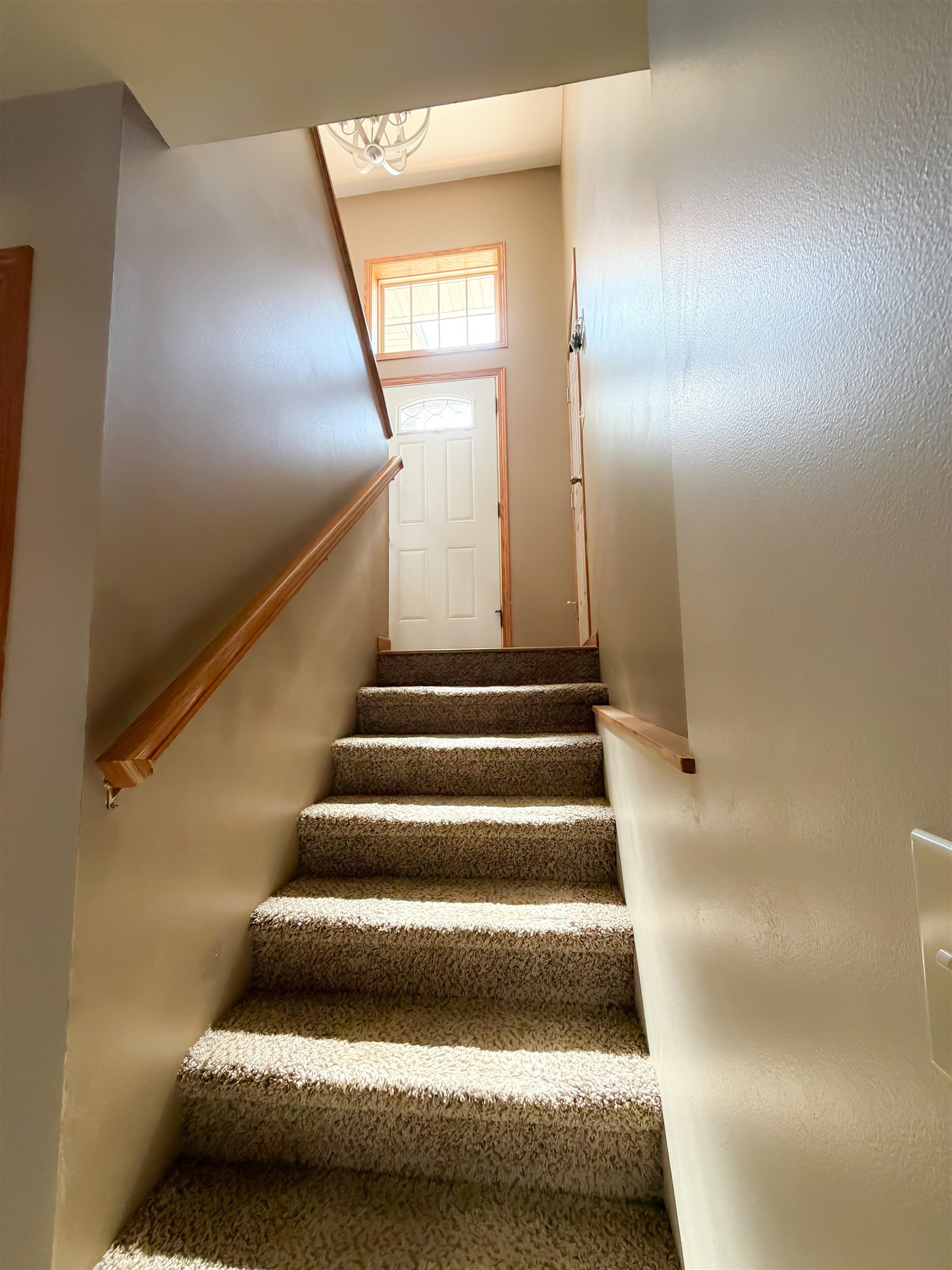 2135 Victor Lane Property Photo 27