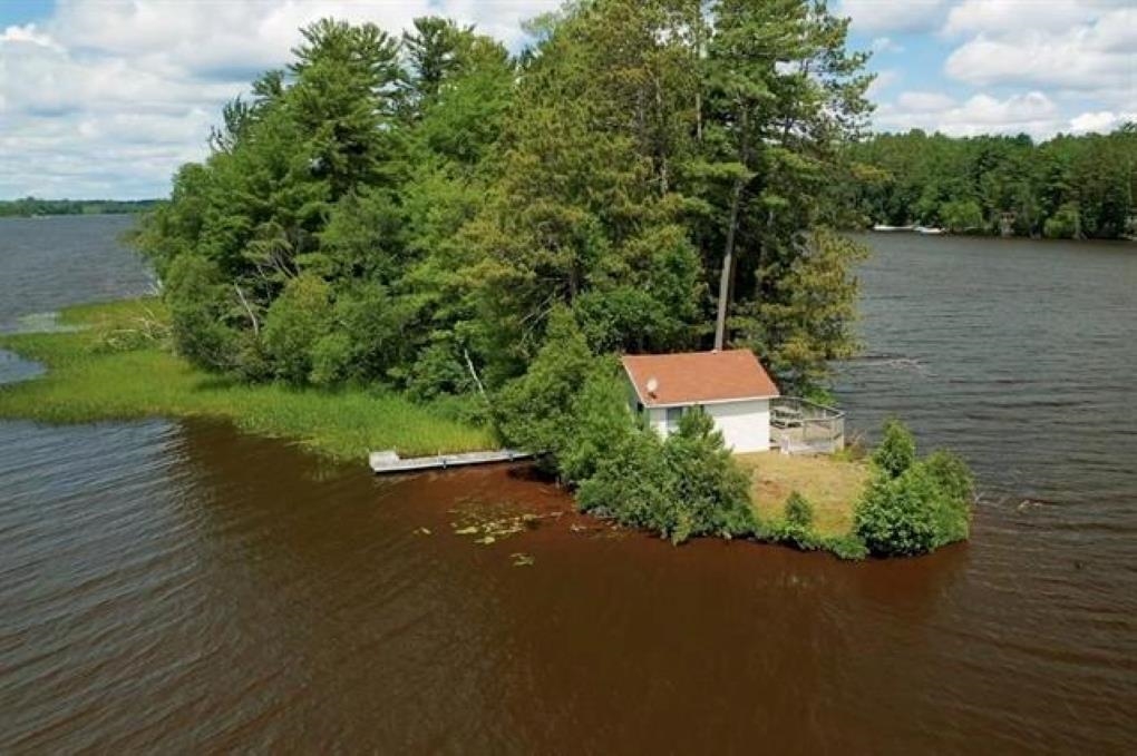 100 Chicago Island Property Photo 4