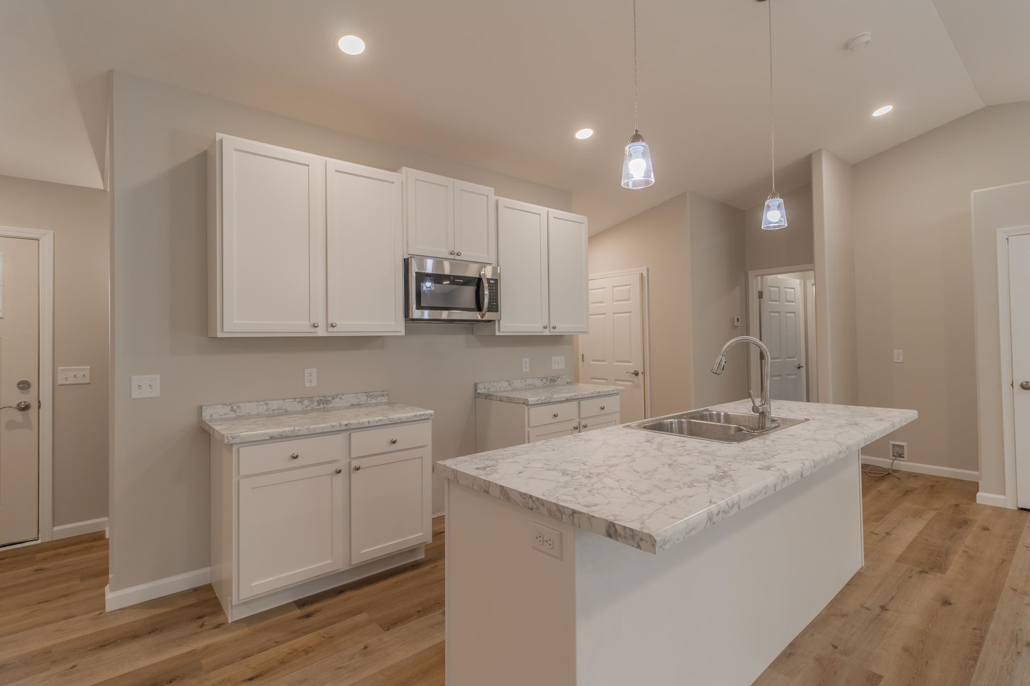 3724 Jackrabbit Drive Property Photo 6