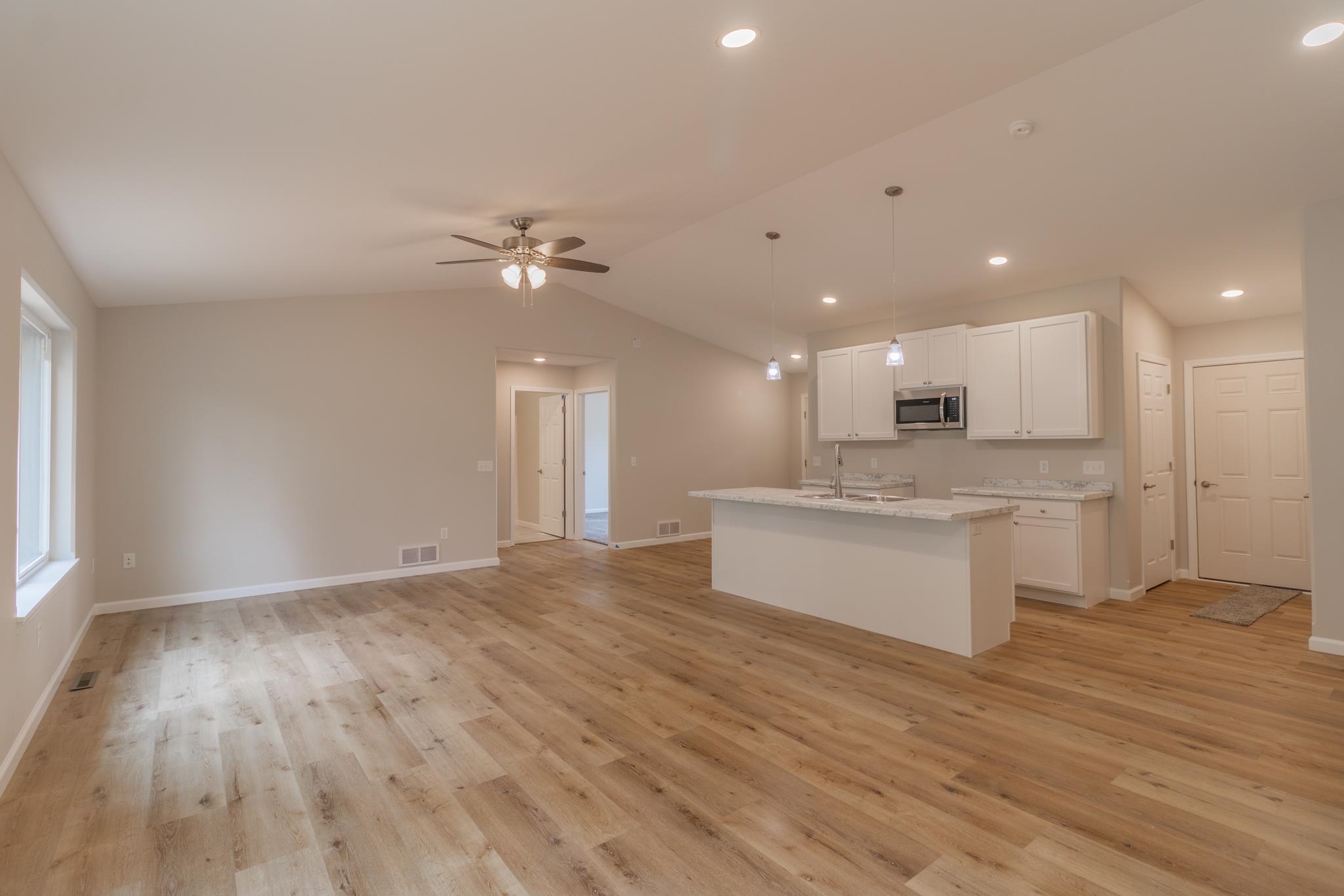 3724 Jackrabbit Drive Property Photo 8