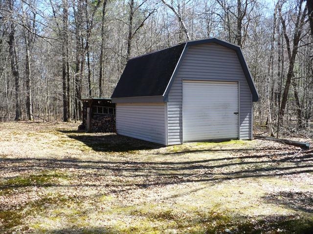 N8879 Dickerson Avenue Property Photo 15