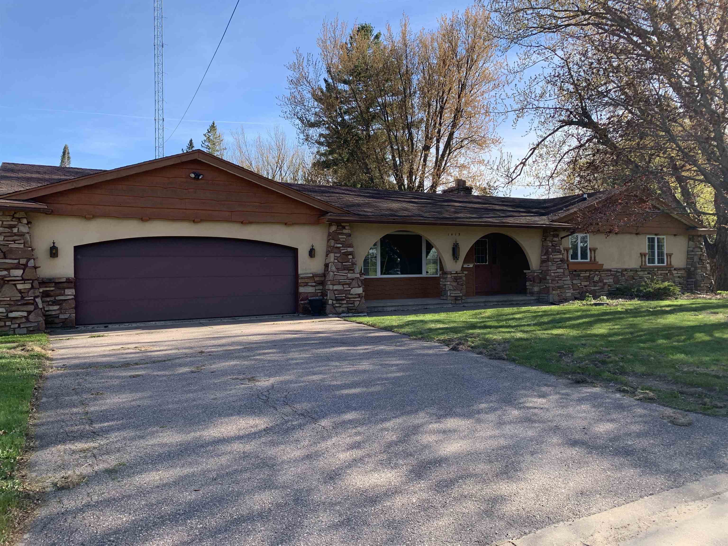 1415 1st Avenue Property Photo 4