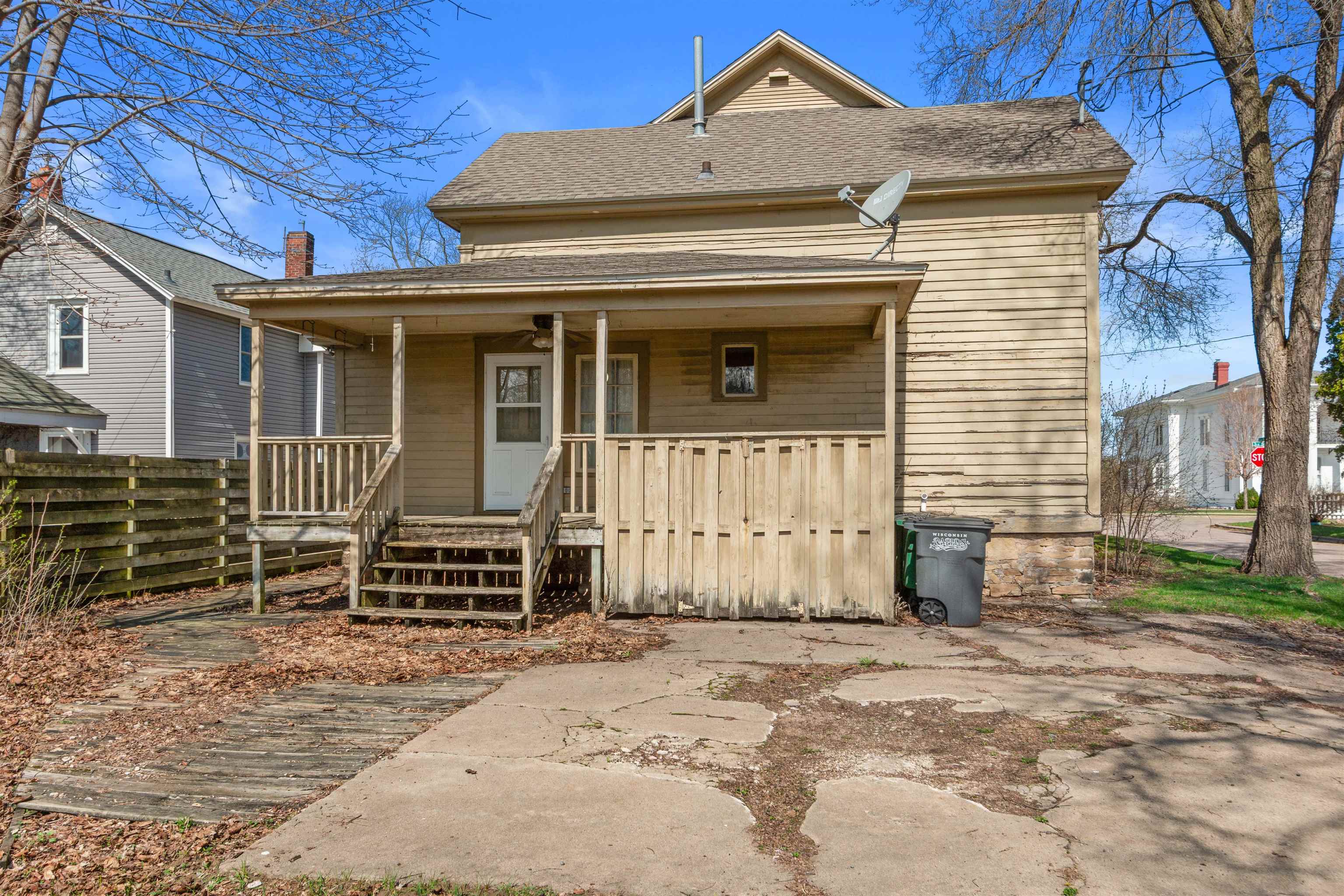 551 3rd Street South Property Photo 34