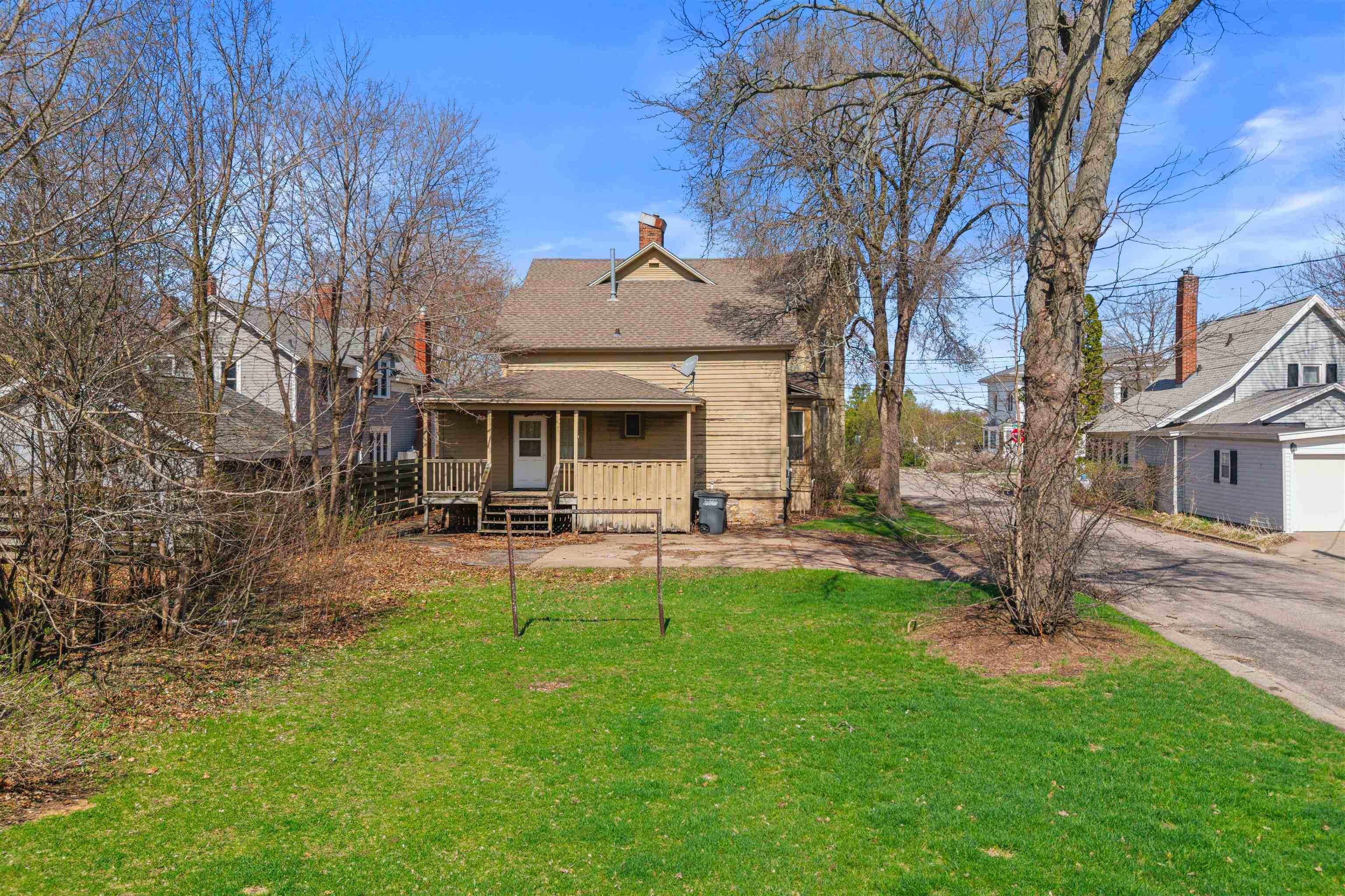 551 3rd Street South Property Photo 37