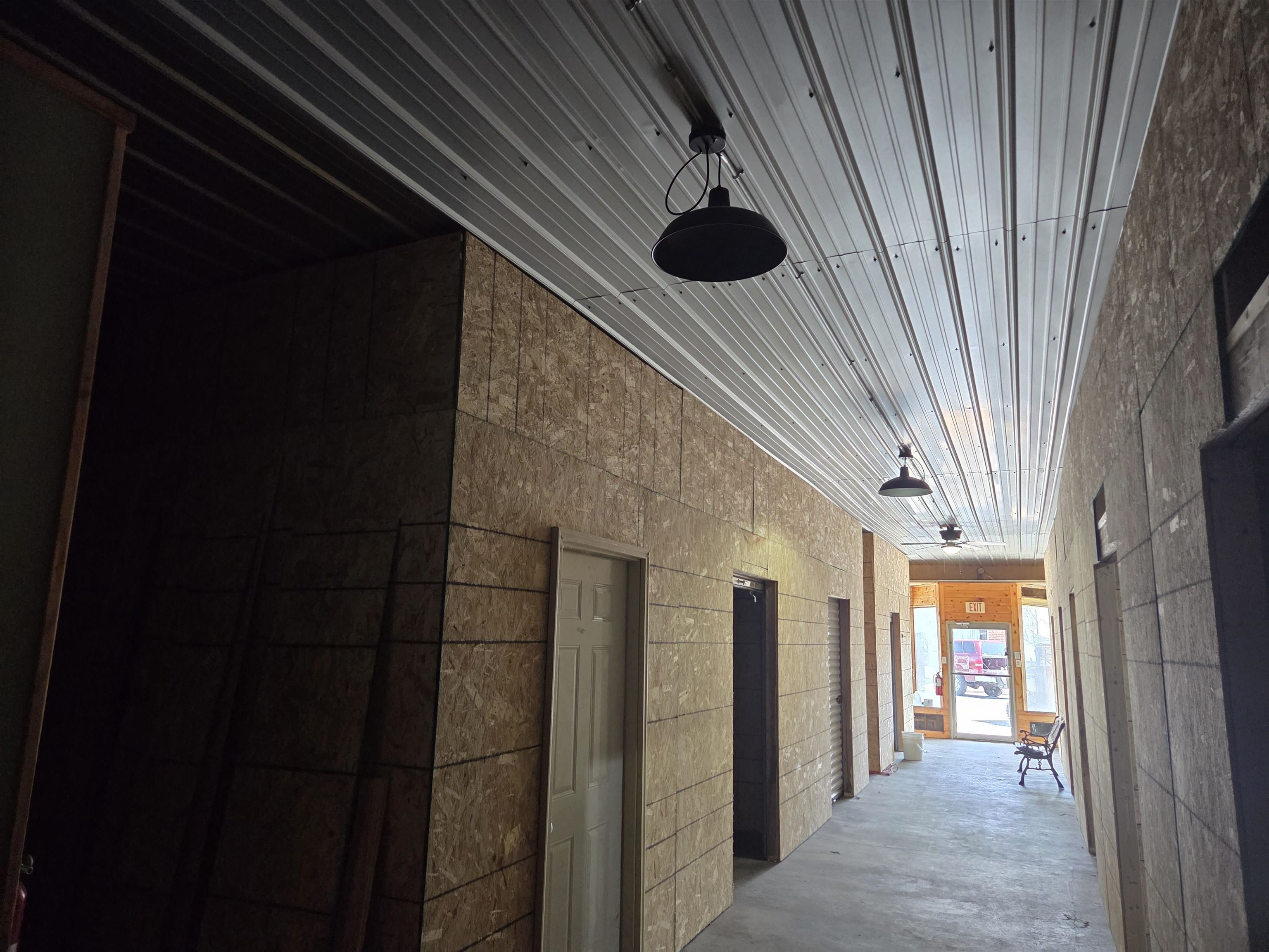 177 N Main Street Property Photo 5
