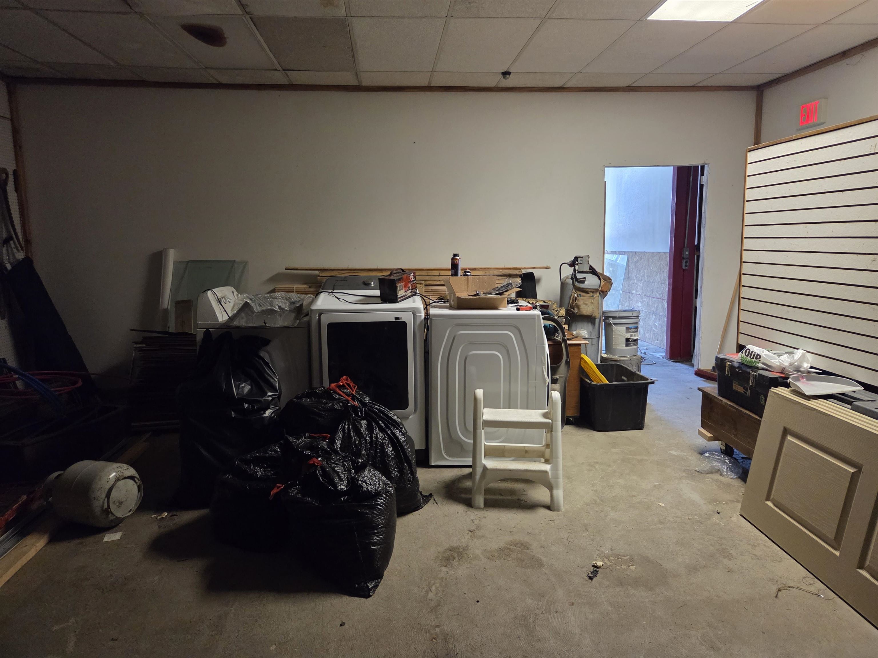 177 N Main Street Property Photo 8