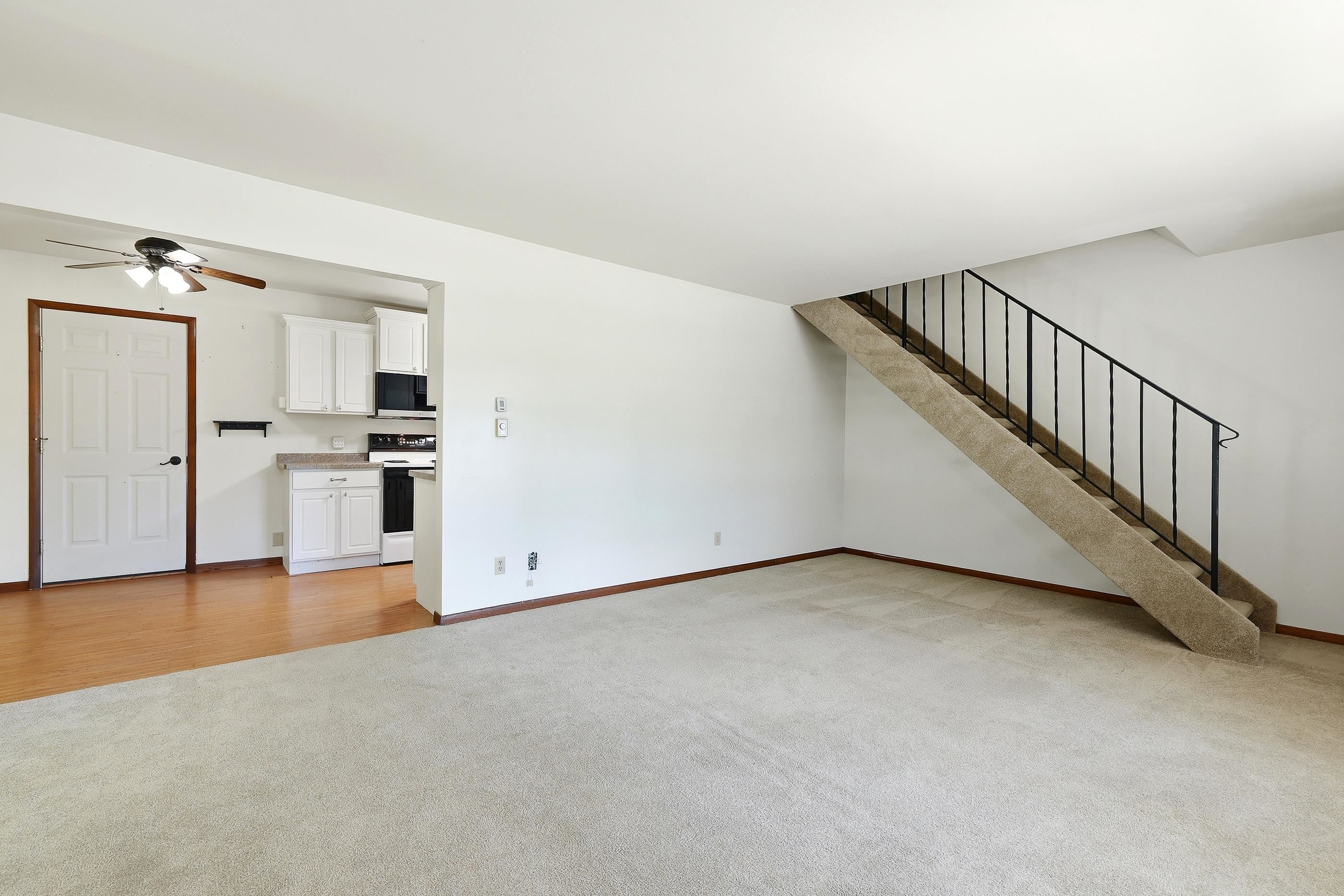 502 Johns Drive Property Photo 8