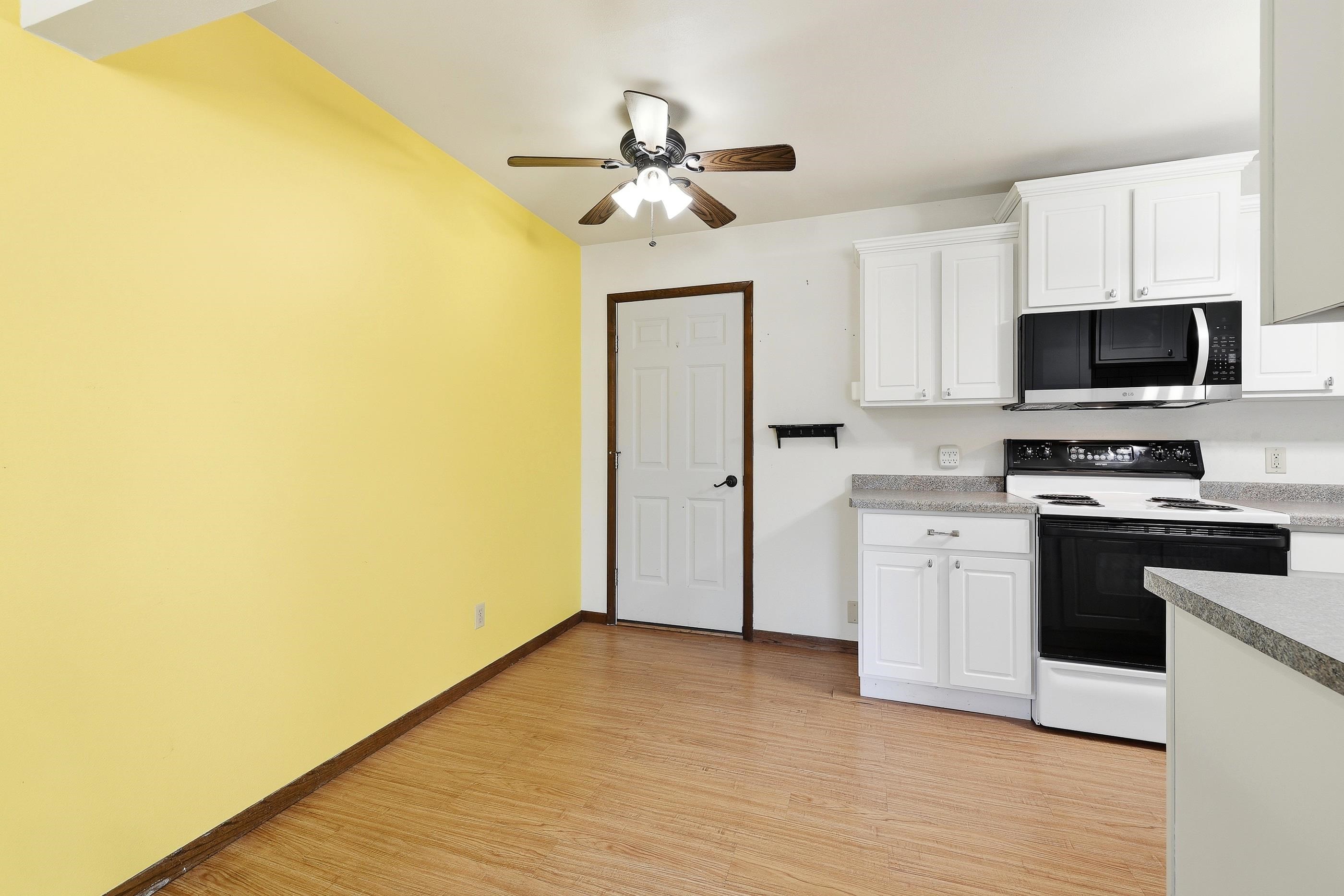 502 Johns Drive Property Photo 12