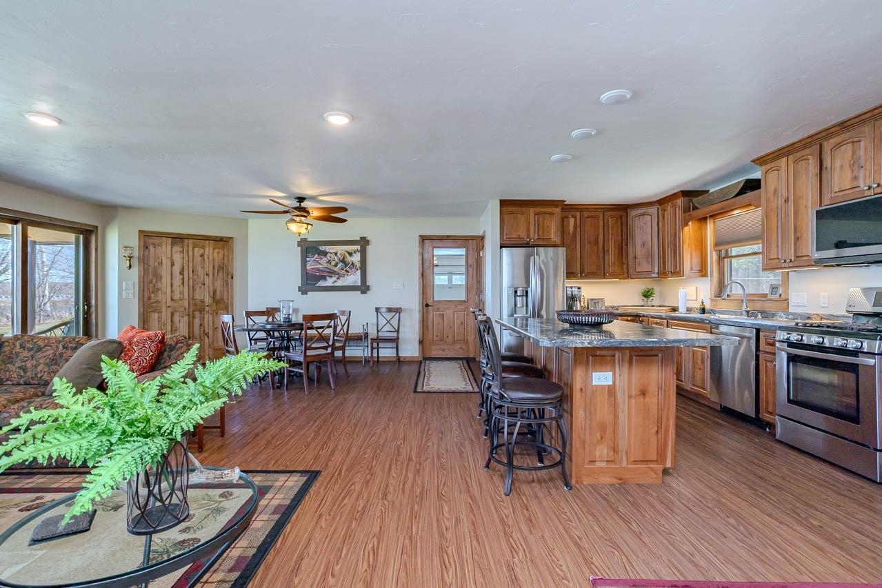 N11975 Cth Y Property Photo 10
