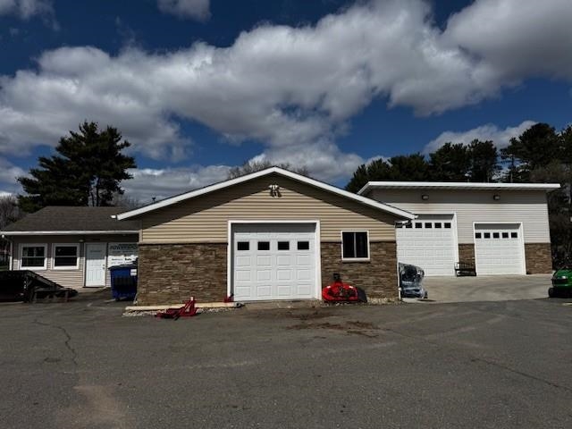 3412 Schofield Avenue Property Photo 5