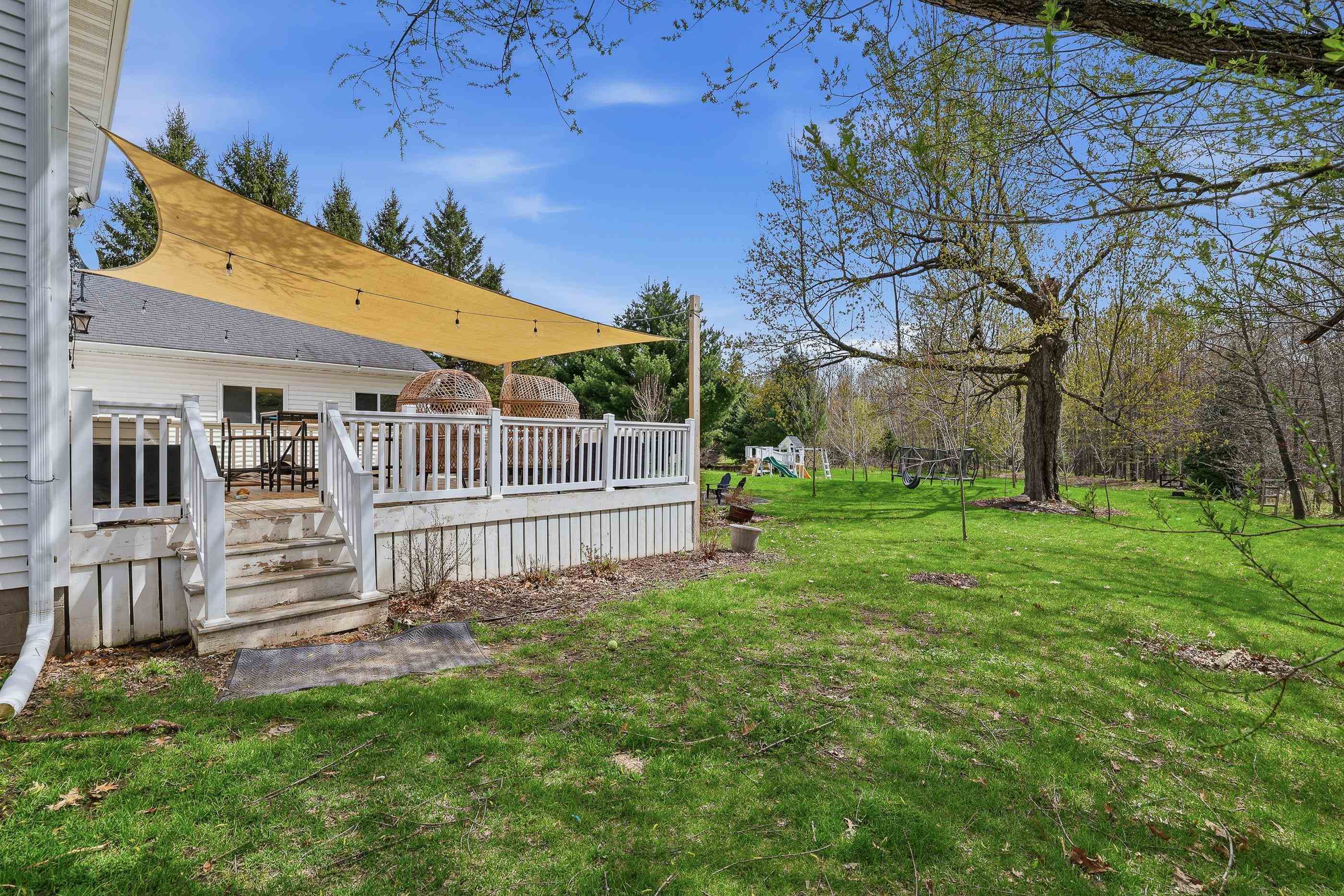 943 W River Road Property Photo 49