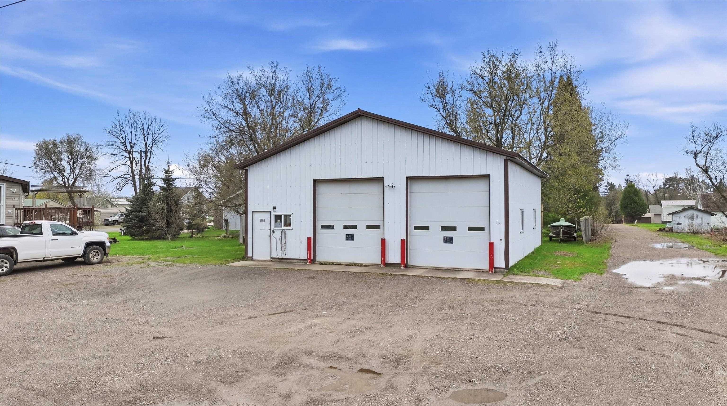 W4951 County Highway D Property Photo 1