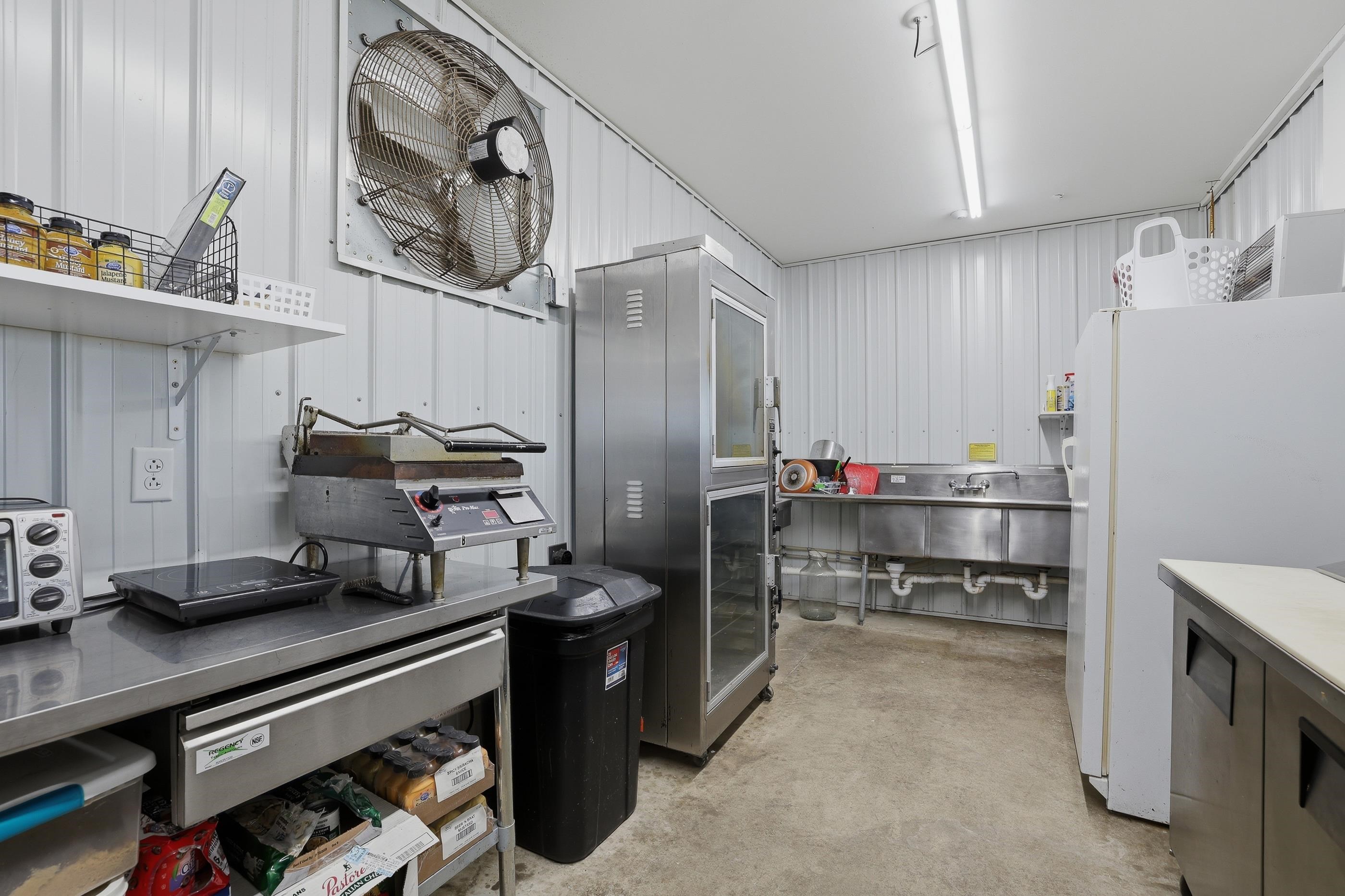 10281 State Highway 66 Property Photo 28