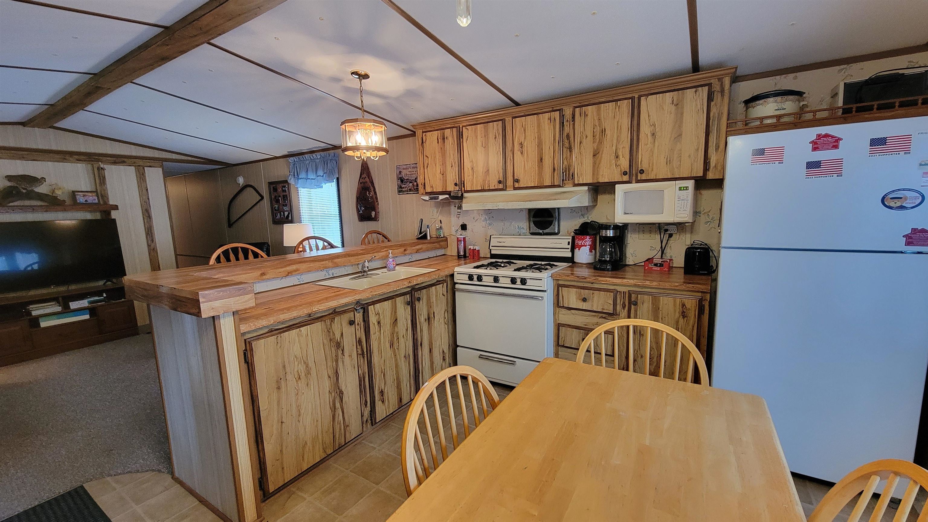 N10803 Walleye Road Property Photo 3