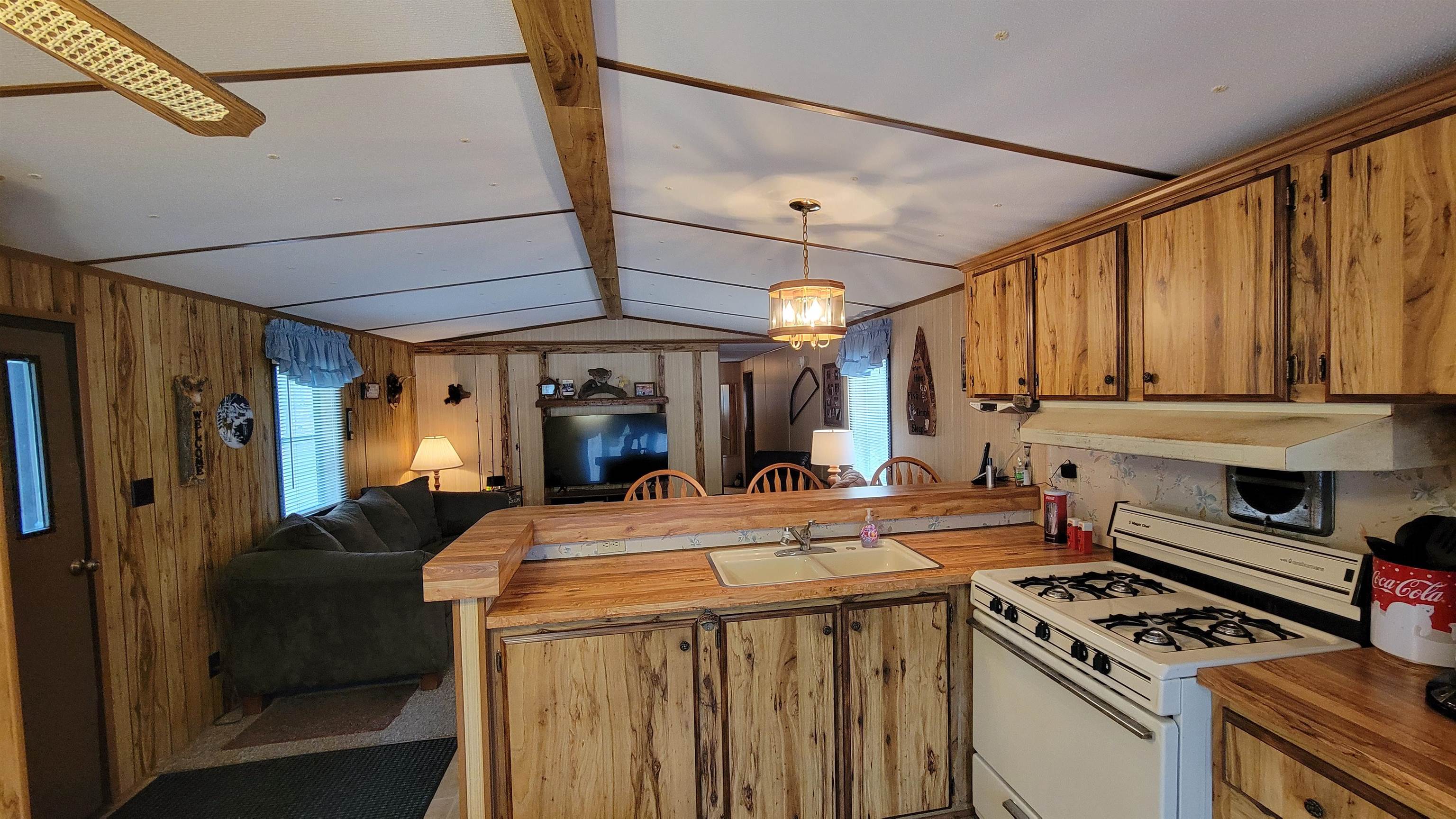 N10803 Walleye Road Property Photo 5