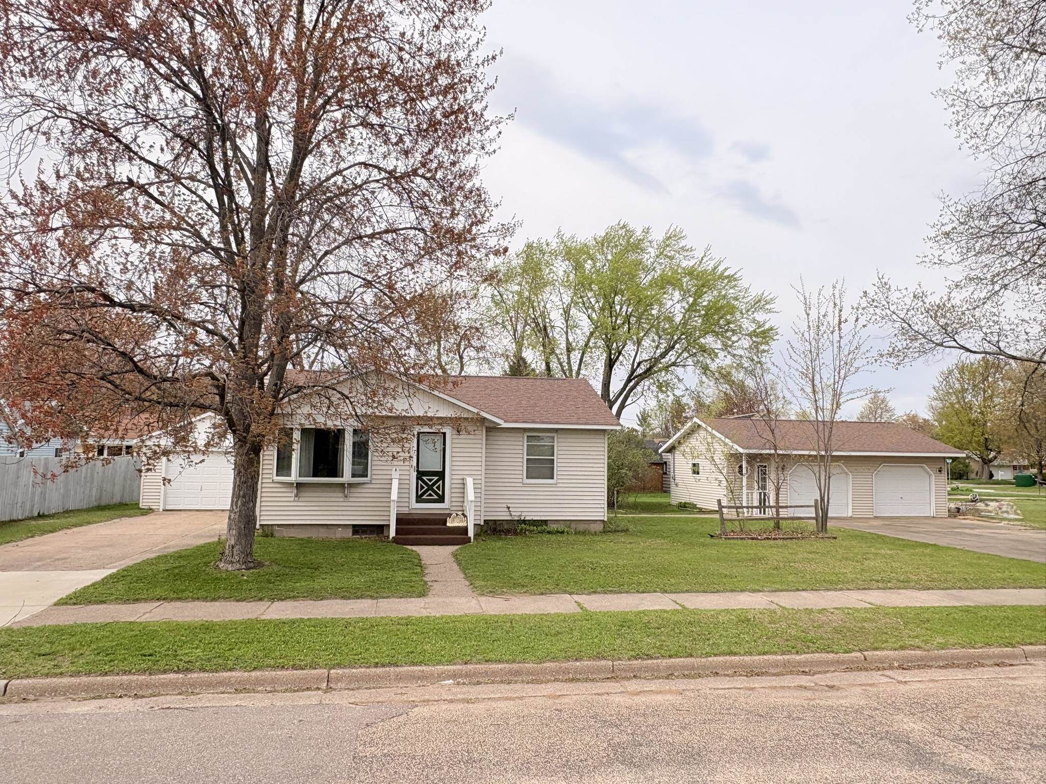 1521 Monroe Street Property Photo 1