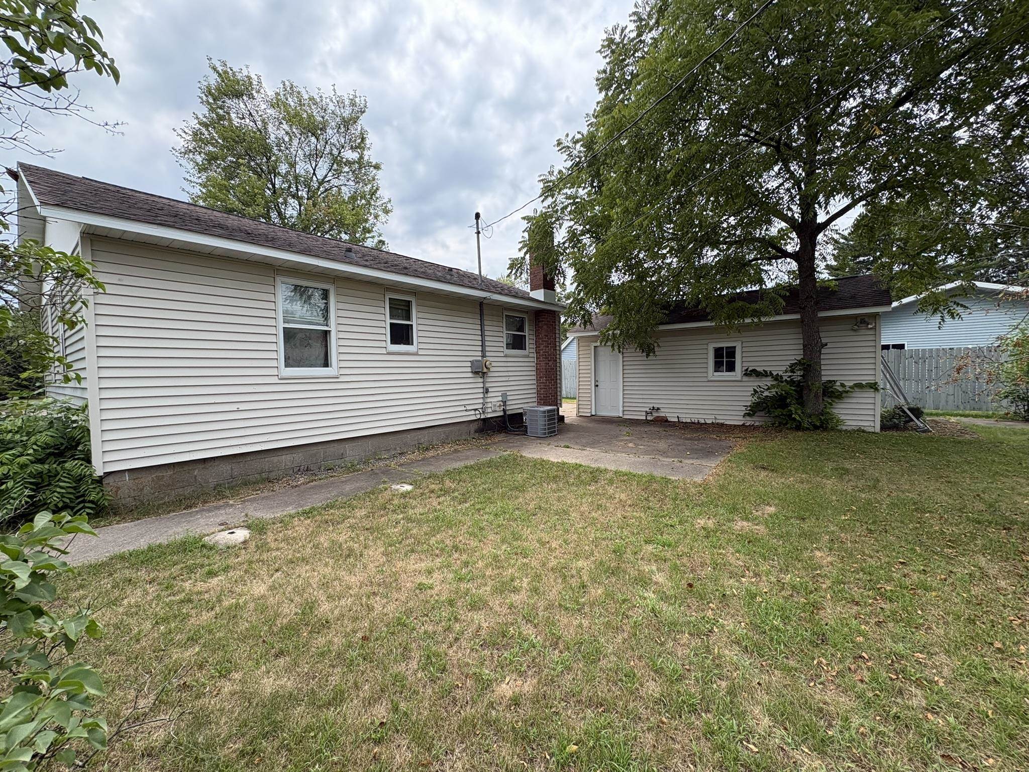 1521 Monroe Street Property Photo 19