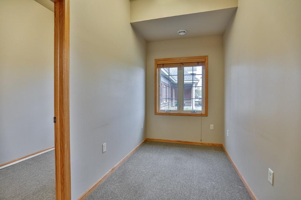 2926 Post Road Property Photo 14