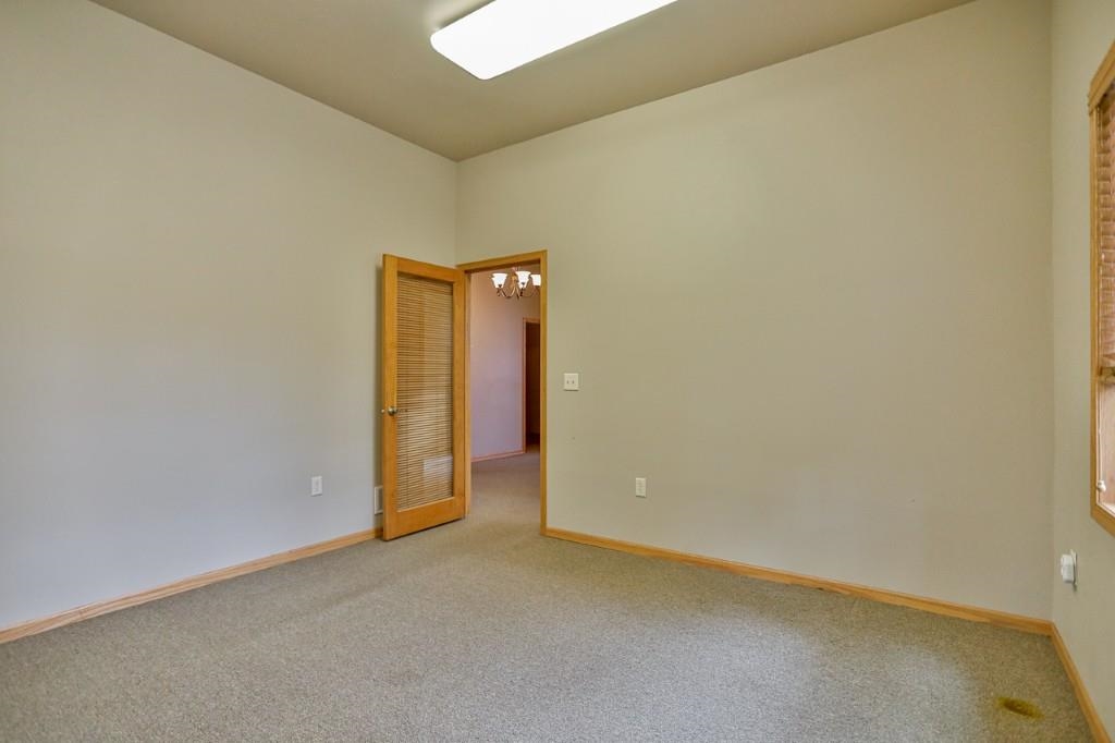 2926 Post Road Property Photo 22