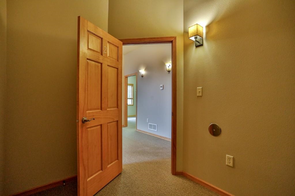 2926 Post Road Property Photo 24