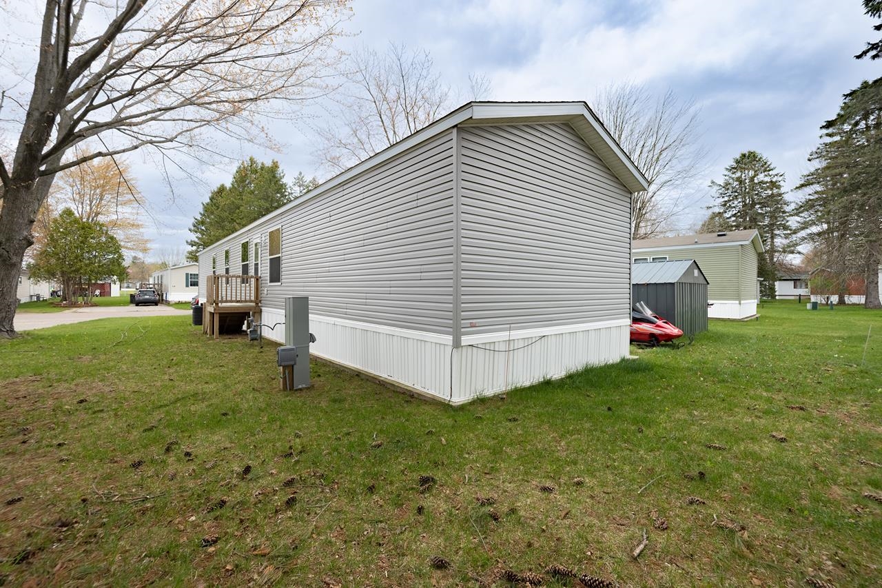 6300 Birch Street Property Photo 2