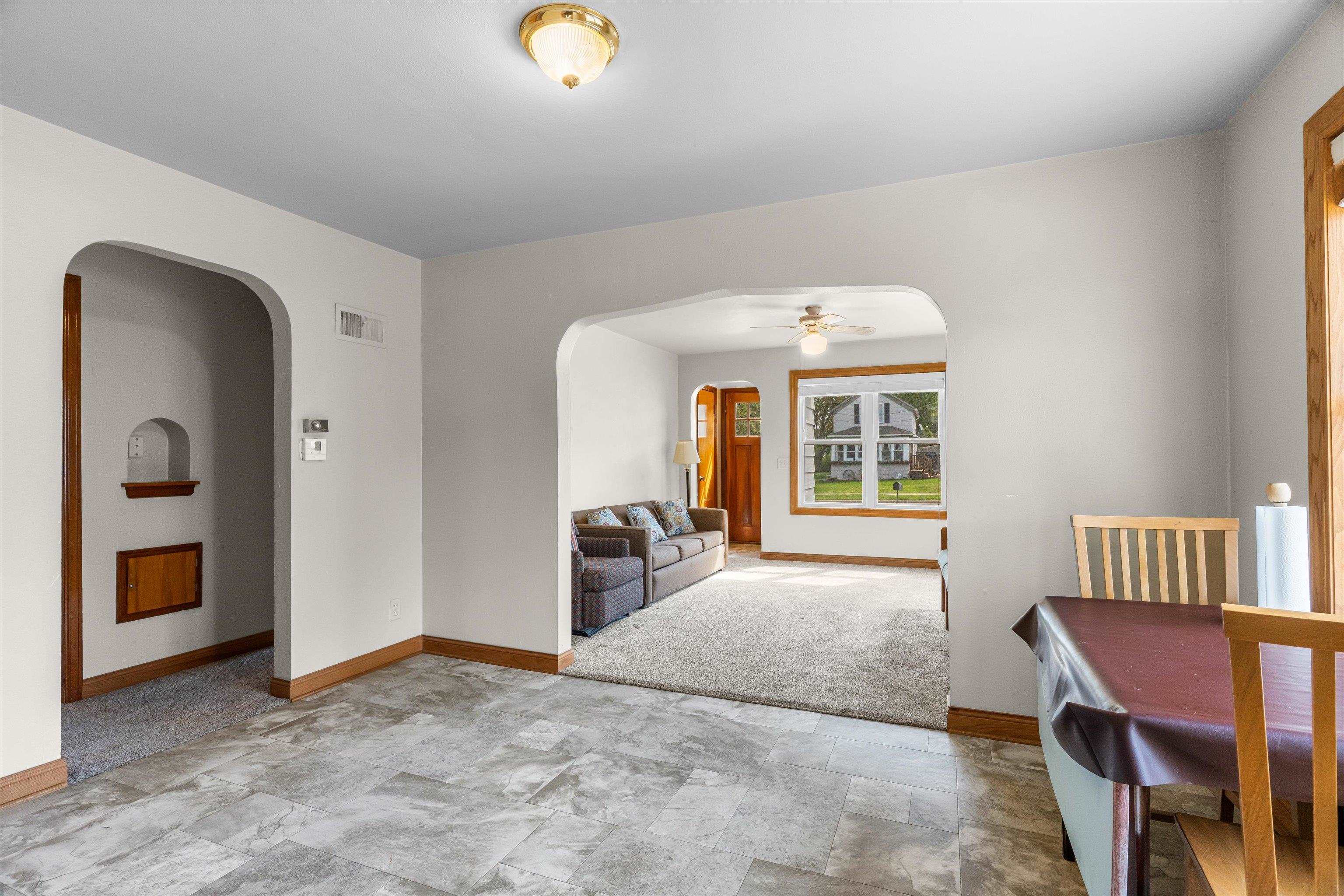 612 N Walnut Avenue Property Photo 7