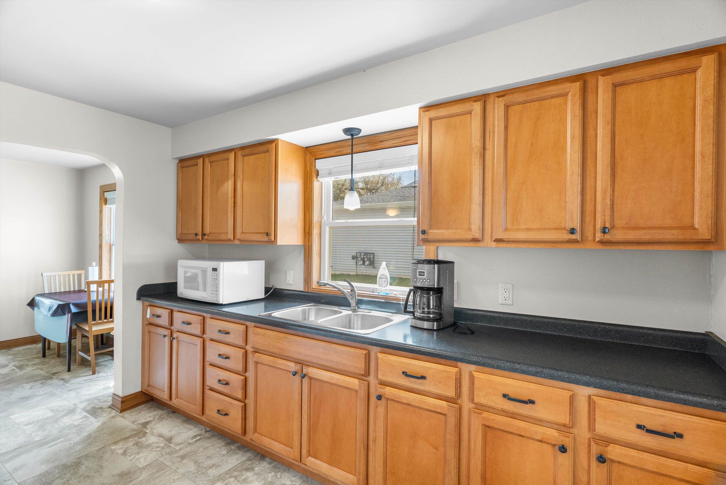 612 N Walnut Avenue Property Photo 10