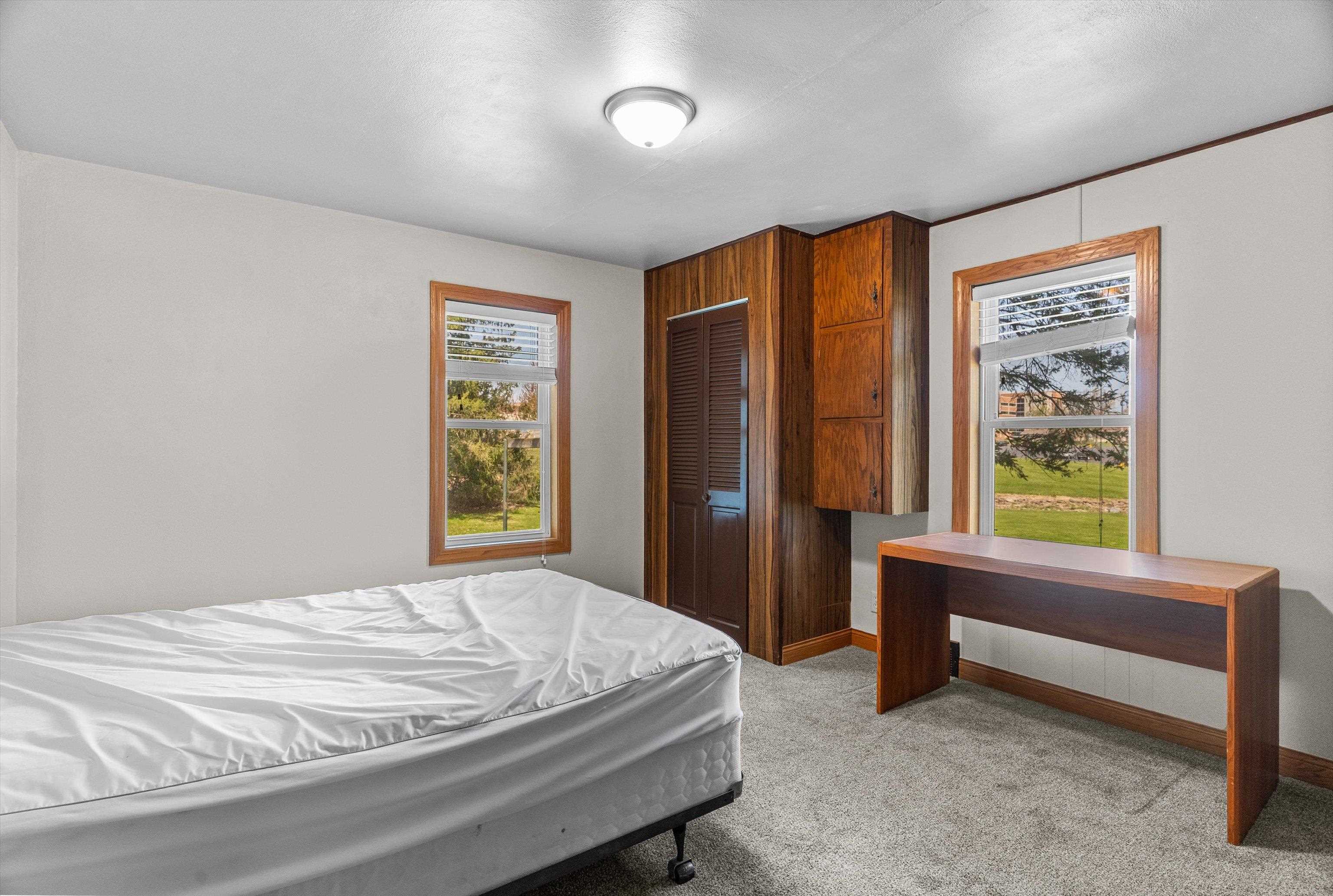 612 N Walnut Avenue Property Photo 11