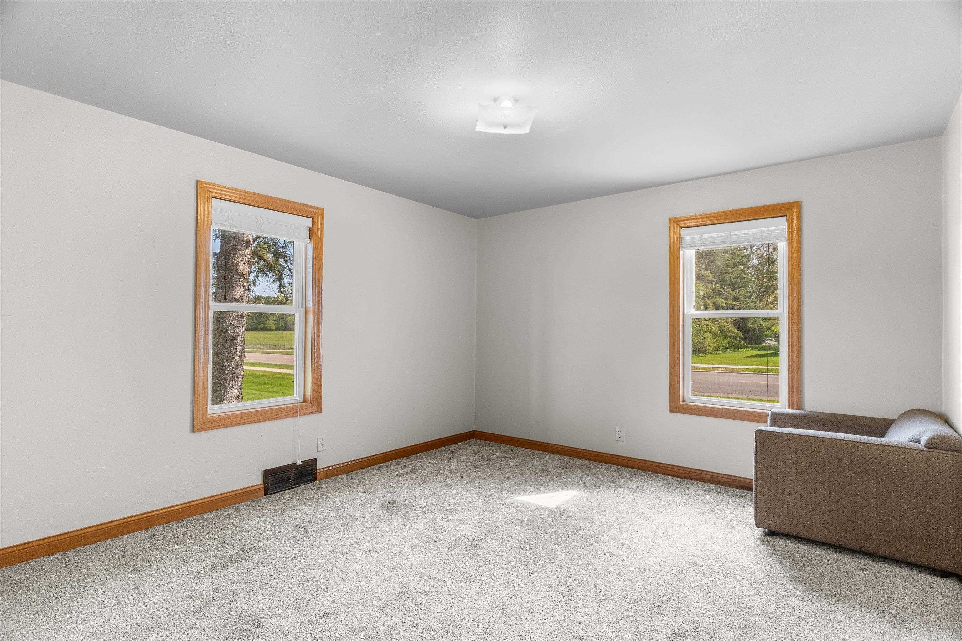 612 N Walnut Avenue Property Photo 15