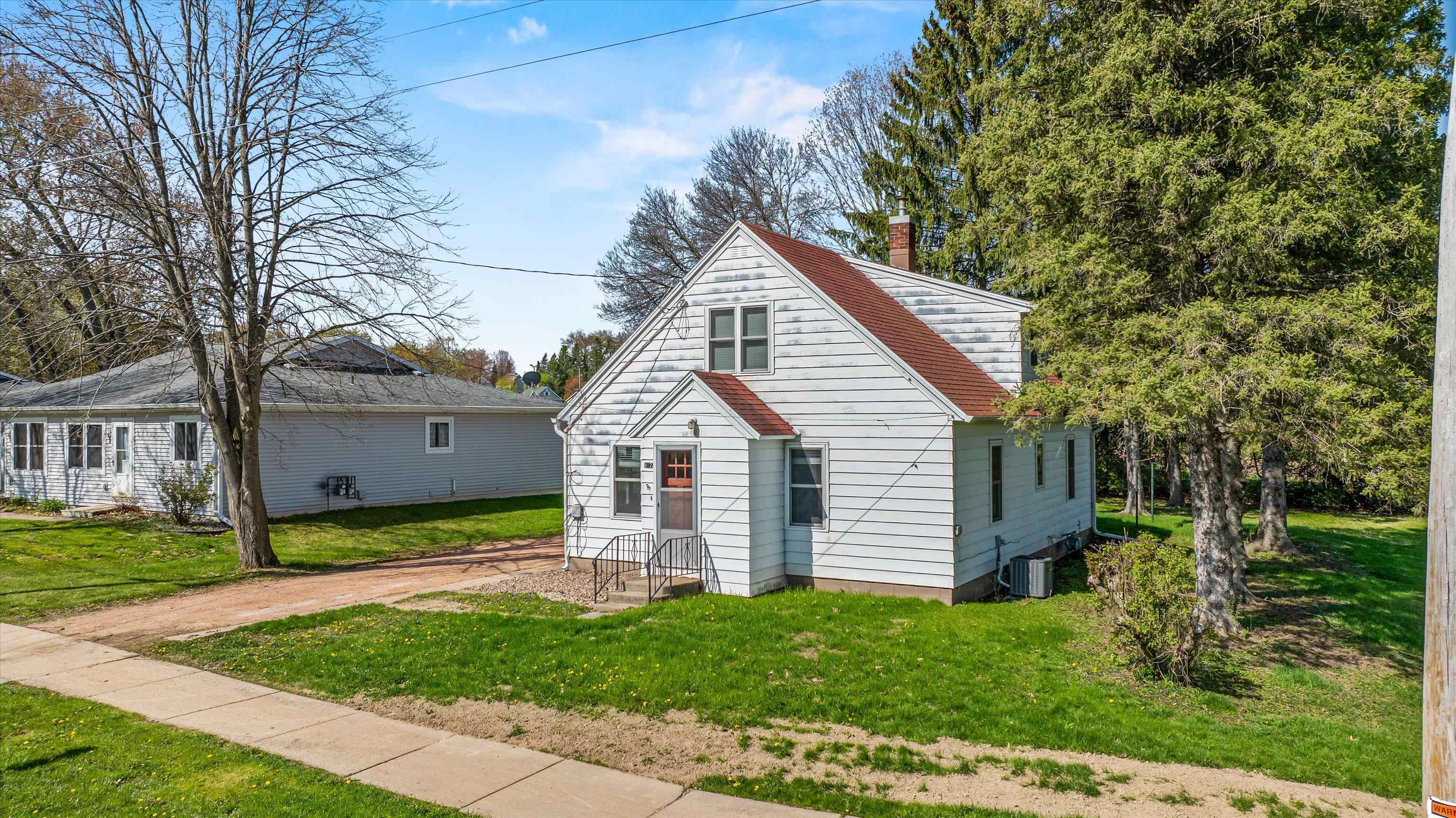 612 N Walnut Avenue Property Photo 30