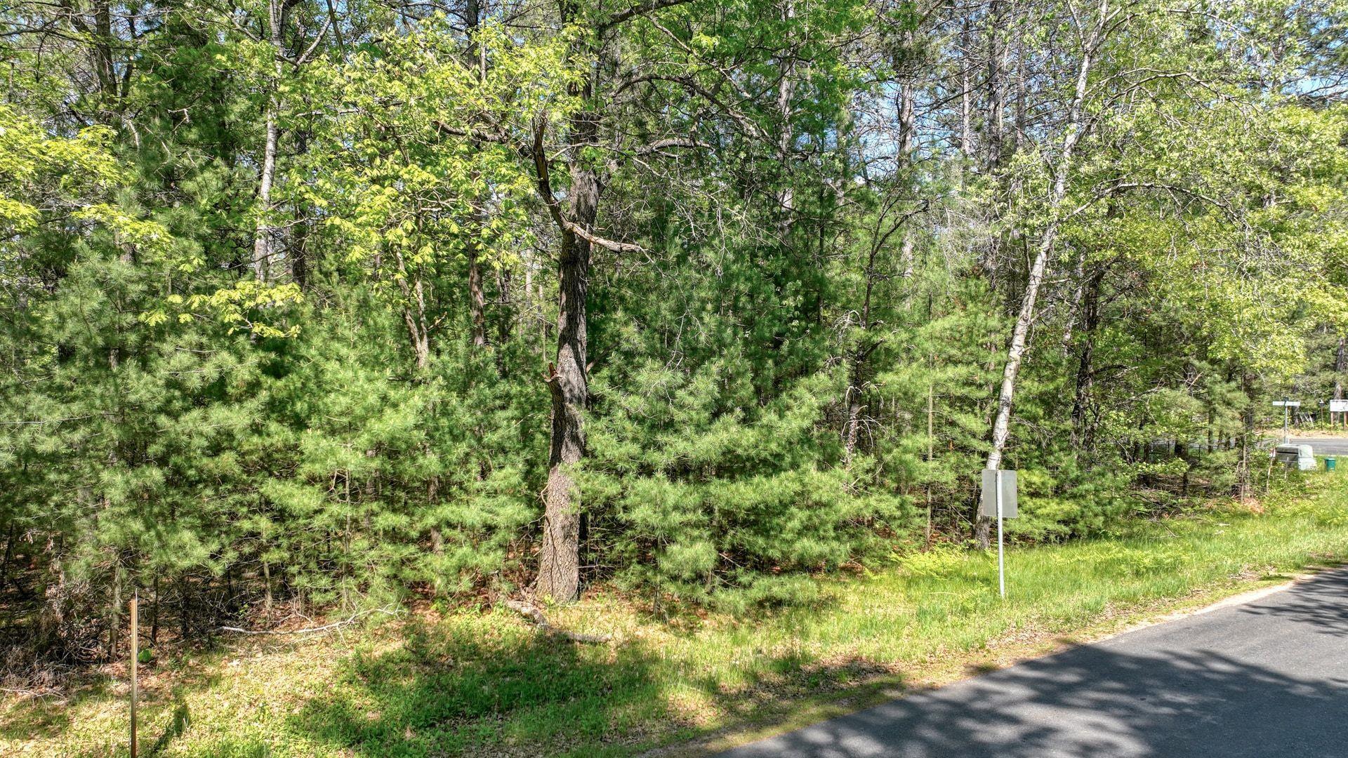 8667 Lakeside Road Property Photo 7