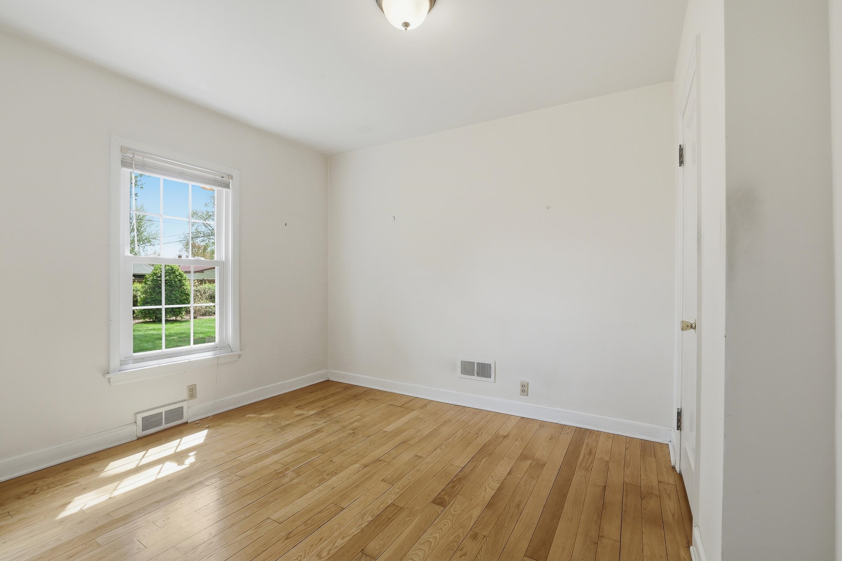 2409 Simonis Street Property Photo 17