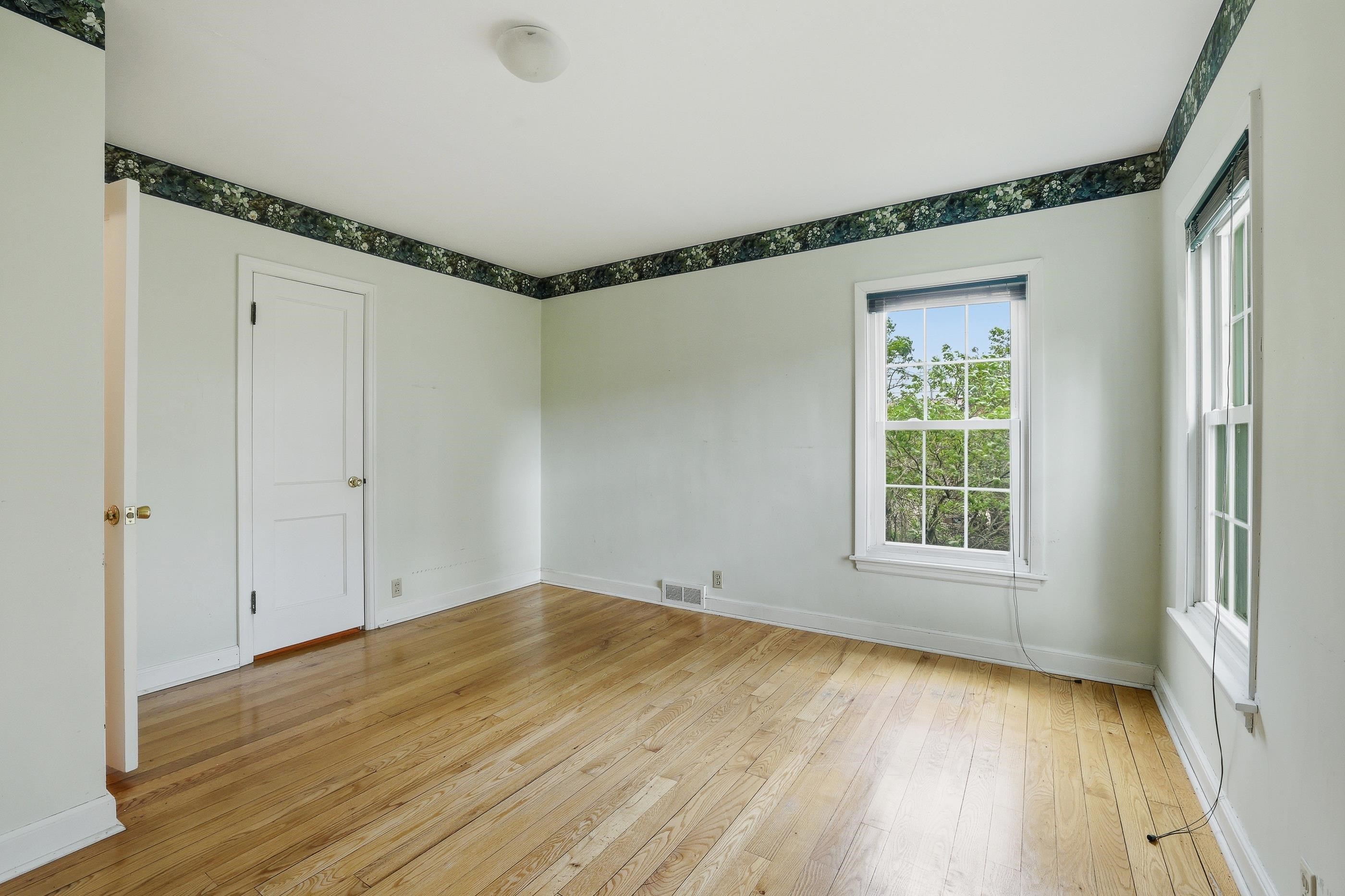 2409 Simonis Street Property Photo 23