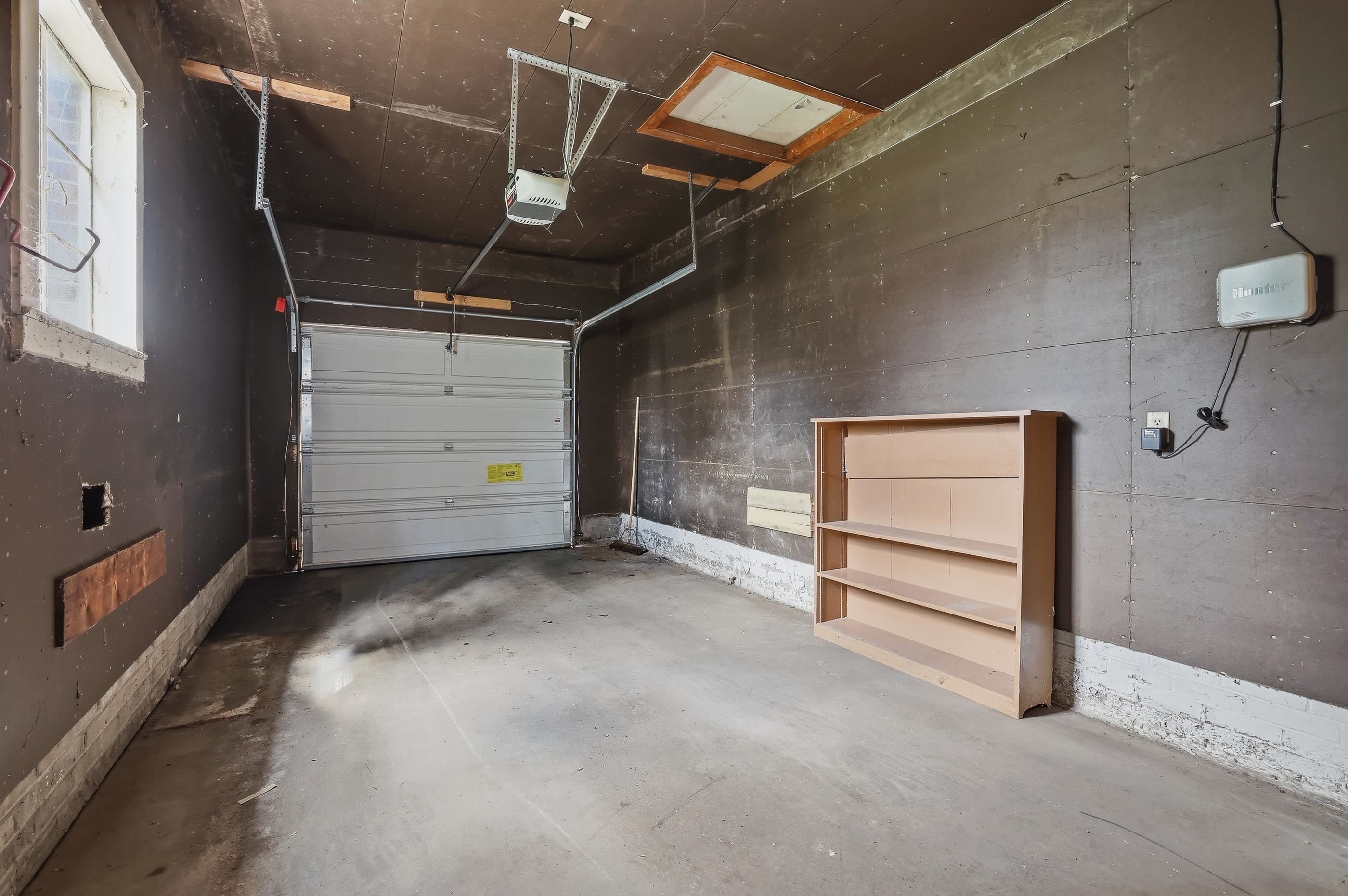 2409 Simonis Street Property Photo 30