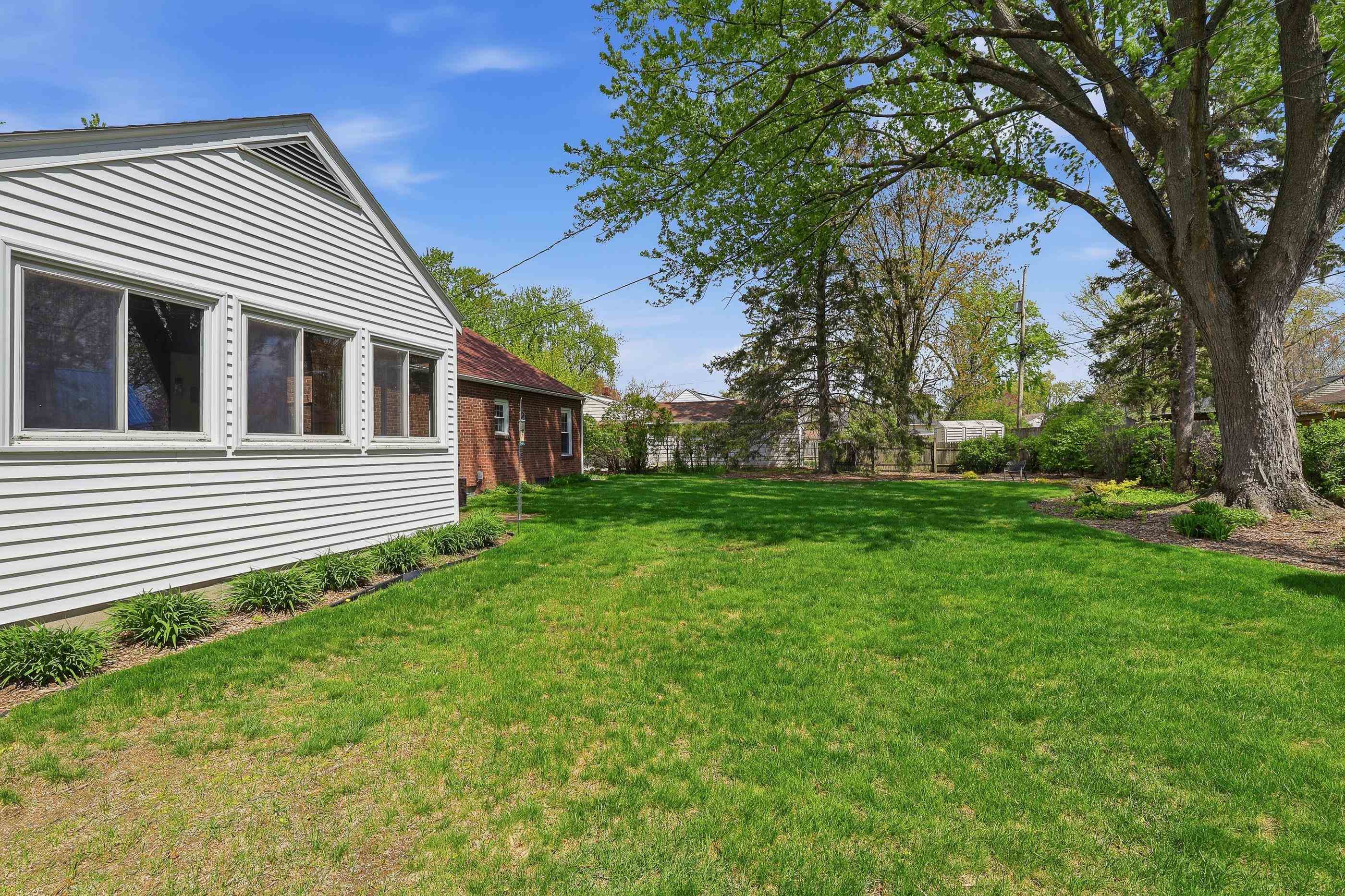 2409 Simonis Street Property Photo 34