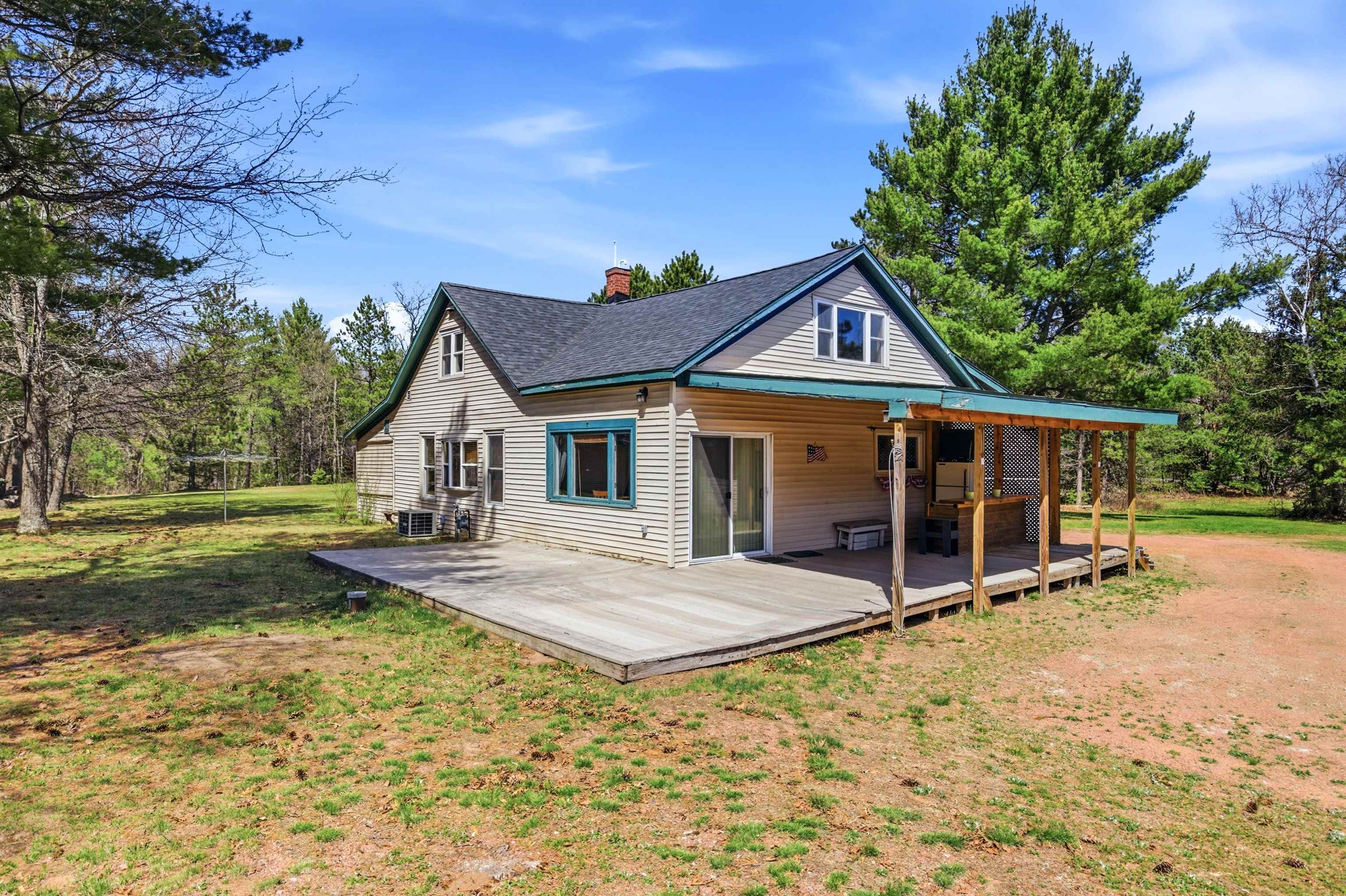 11367 Trant Road Property Photo 4