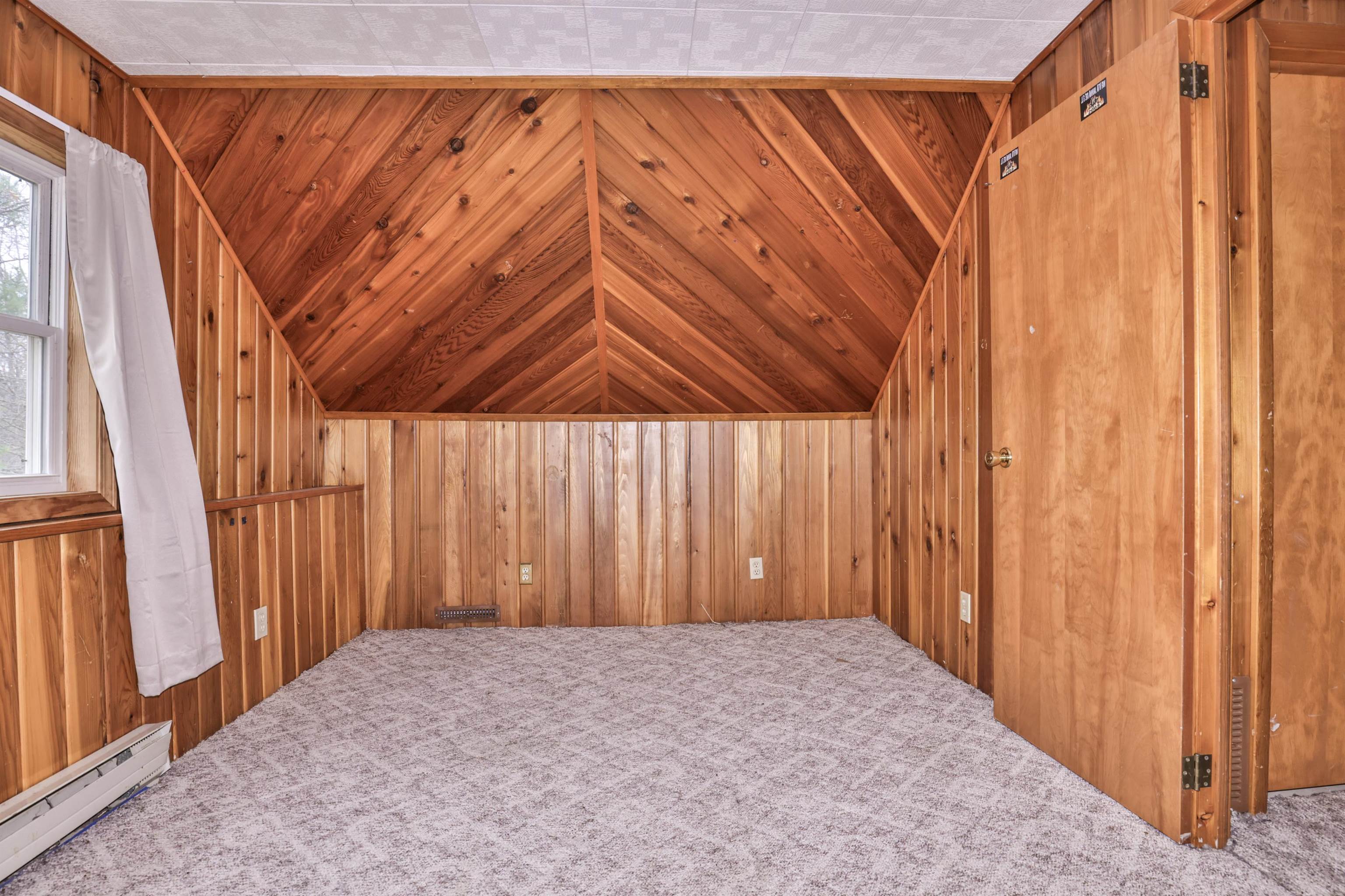 11367 Trant Road Property Photo 32