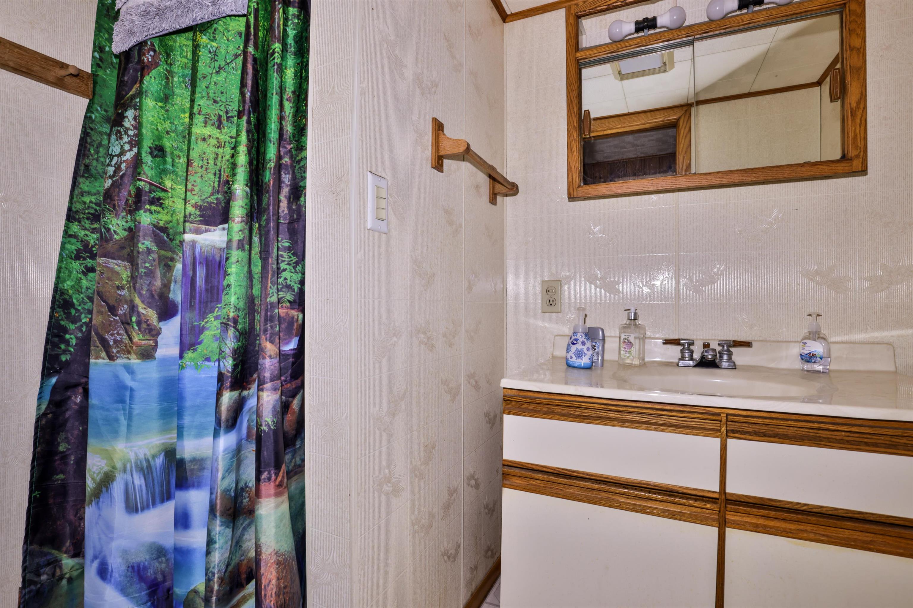 11367 Trant Road Property Photo 35