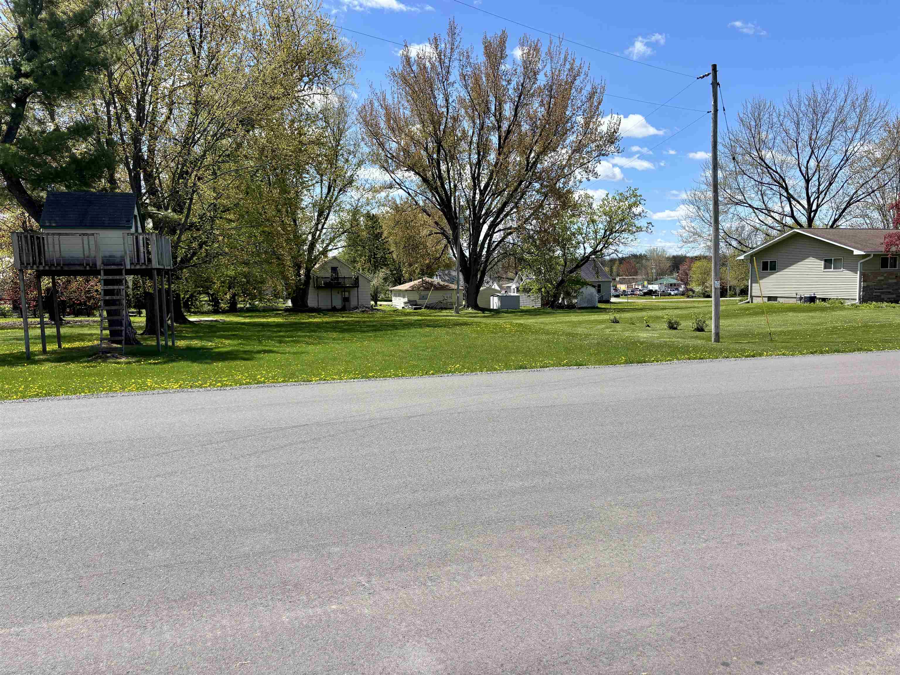 Lot 1 W Second Street Property Photo 8