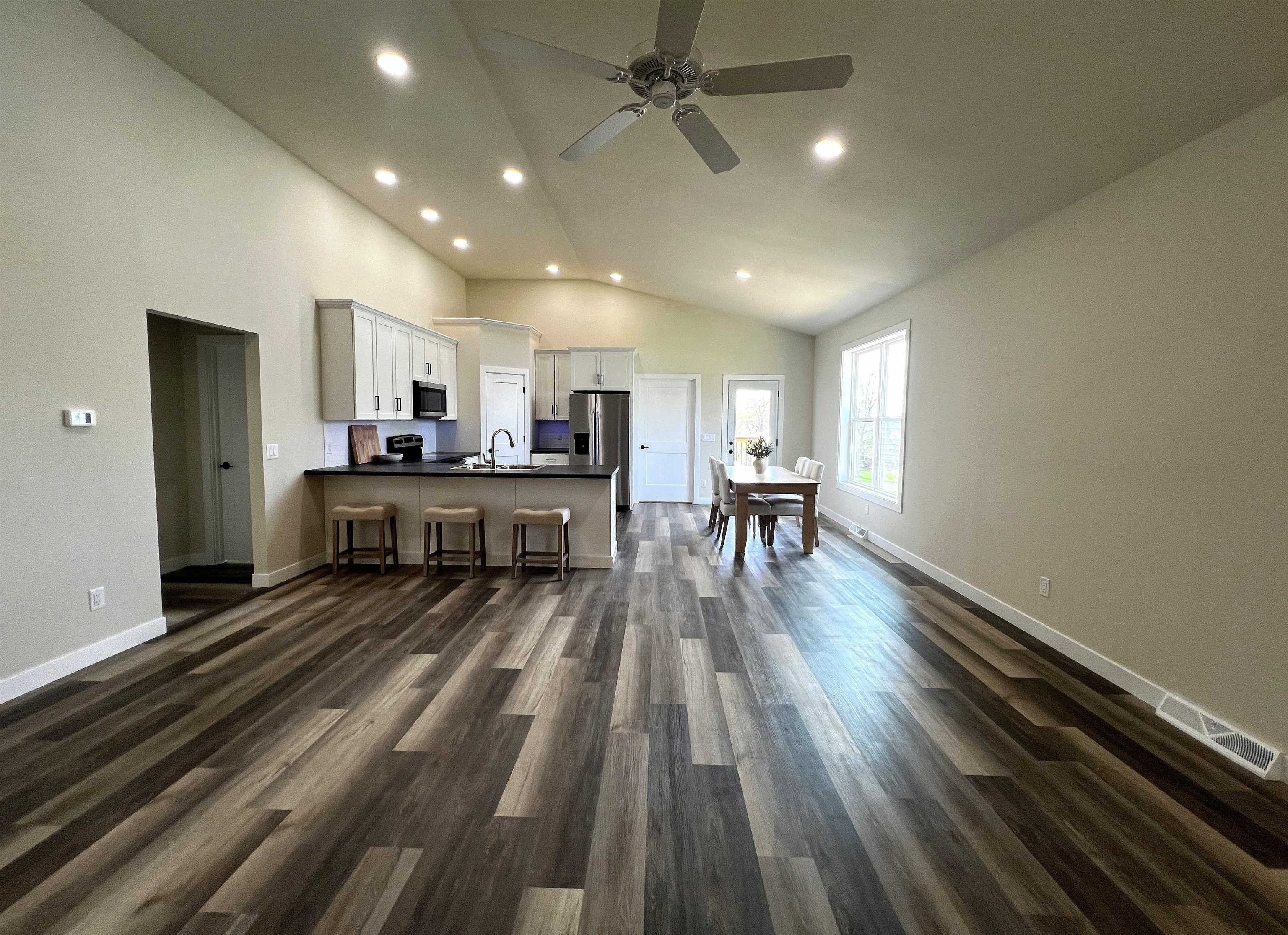 585 Blake Street Property Photo 11