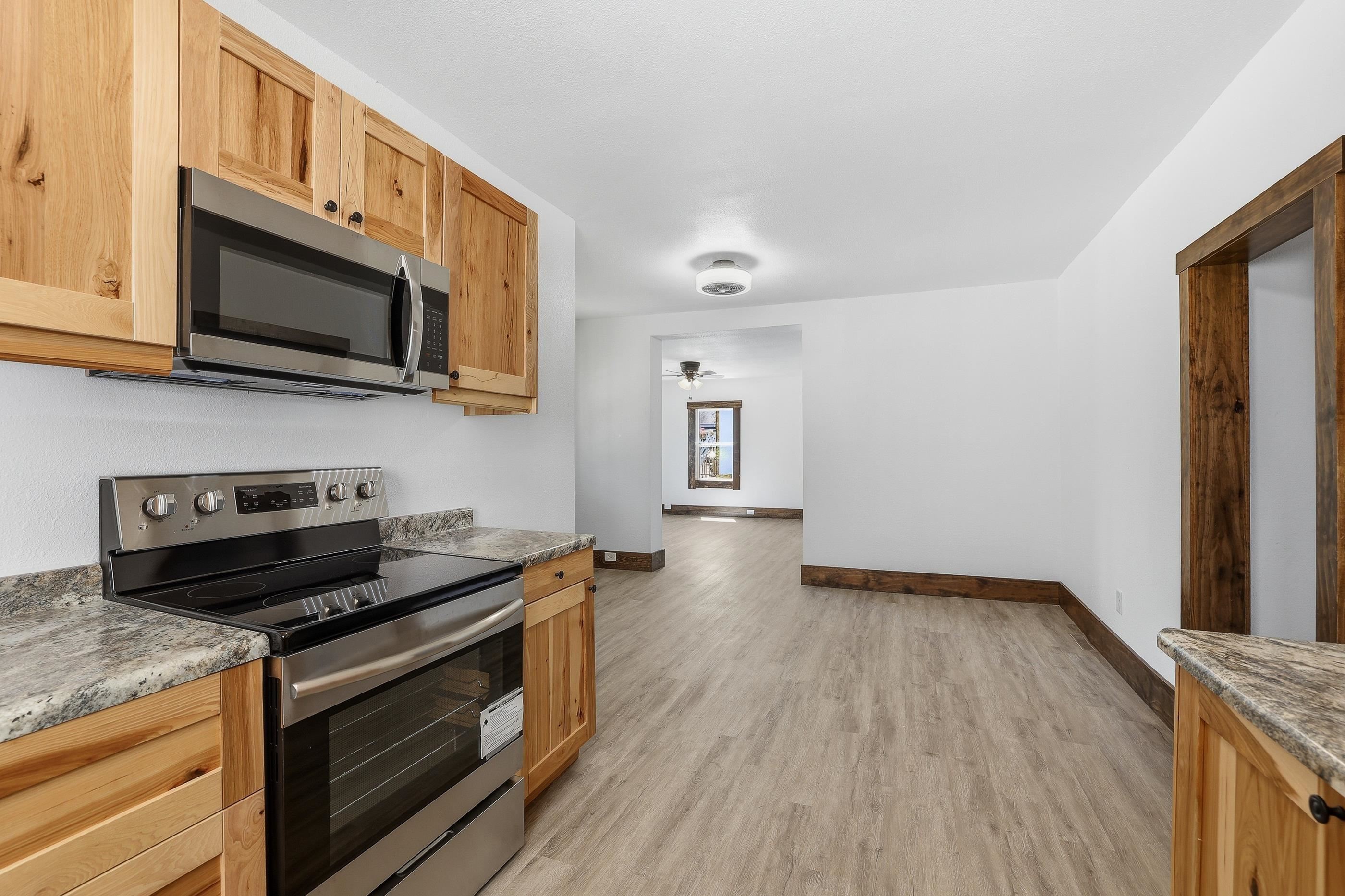 310 N Maple Avenue Property Photo 11