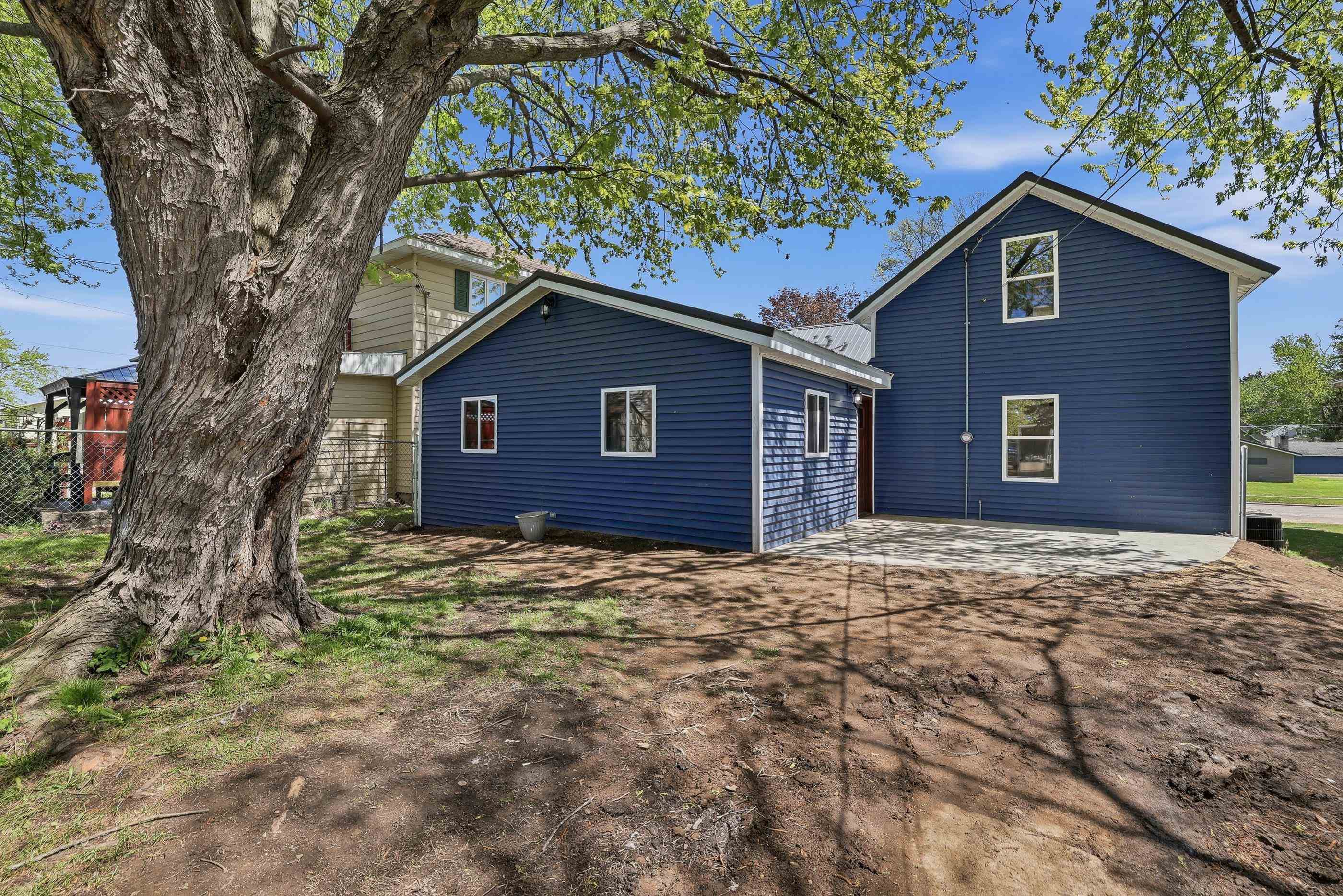 310 N Maple Avenue Property Photo 38
